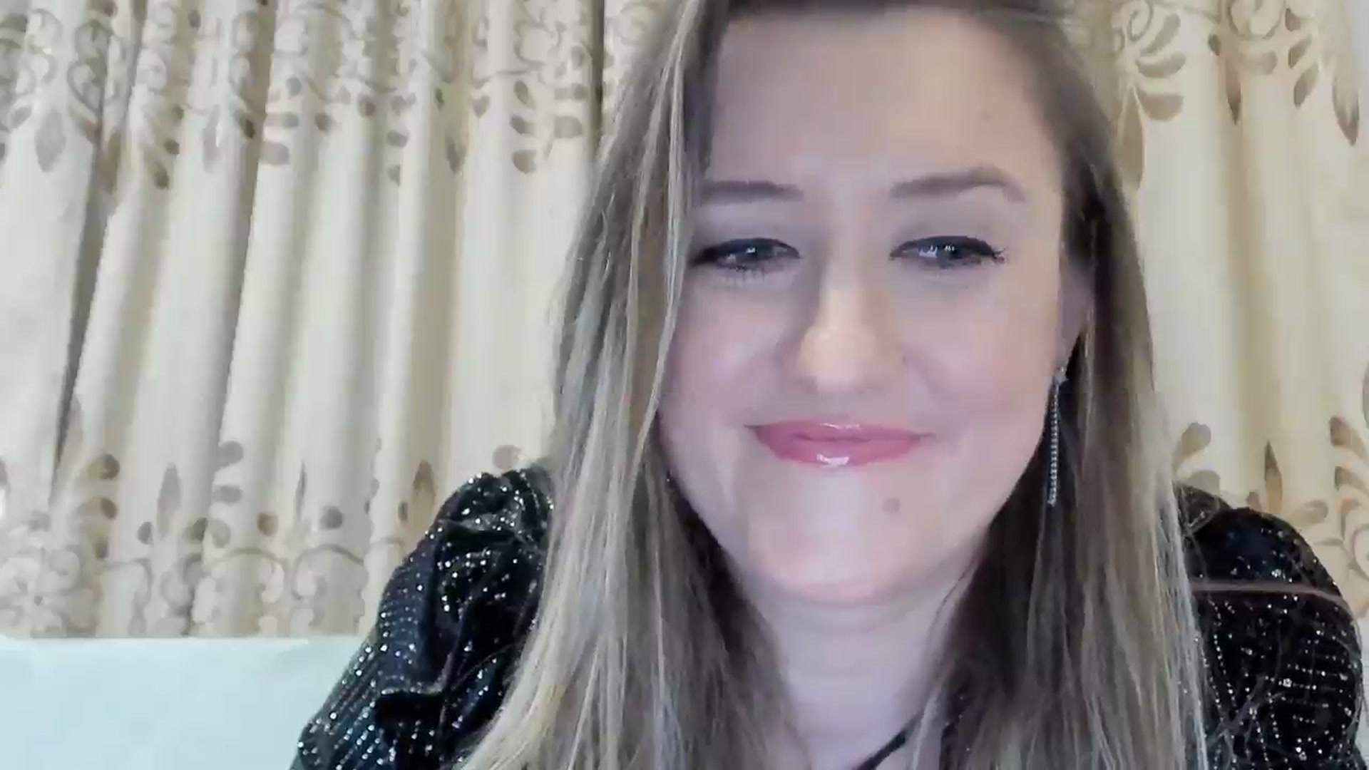 Gallery image thumbnail from BestDream's myfreecams stream on, 03/15/2025, 22:41 image 19 of 20