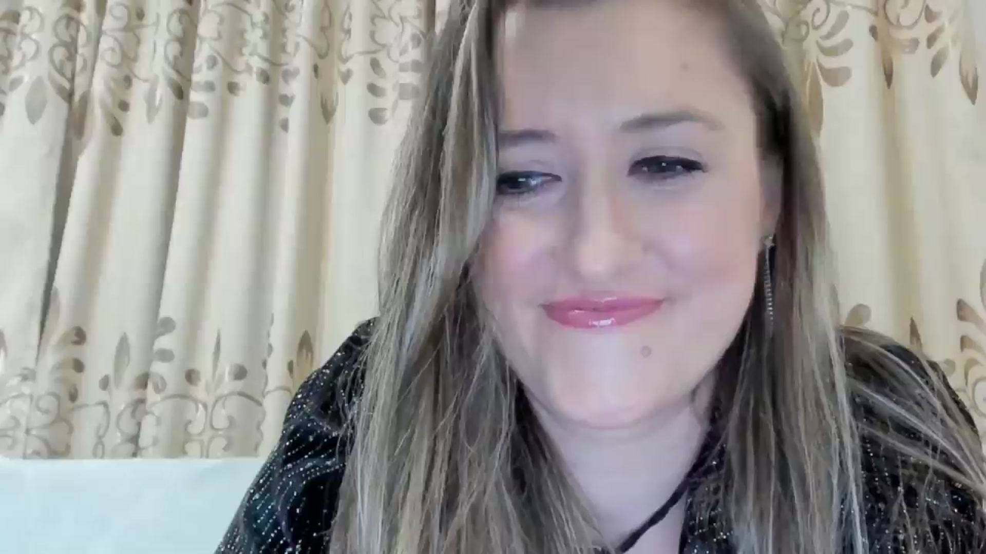 Gallery image thumbnail from BestDream's myfreecams stream on, 03/15/2025, 22:41 image 6 of 20