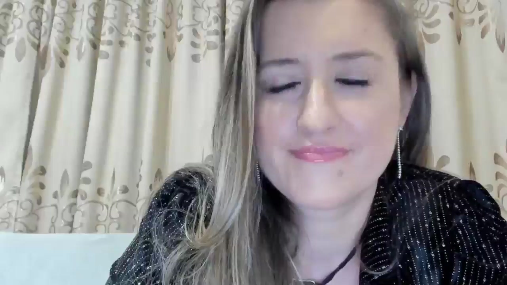 Gallery image thumbnail from BestDream's myfreecams stream on, 03/15/2025, 23:39 image 15 of 20