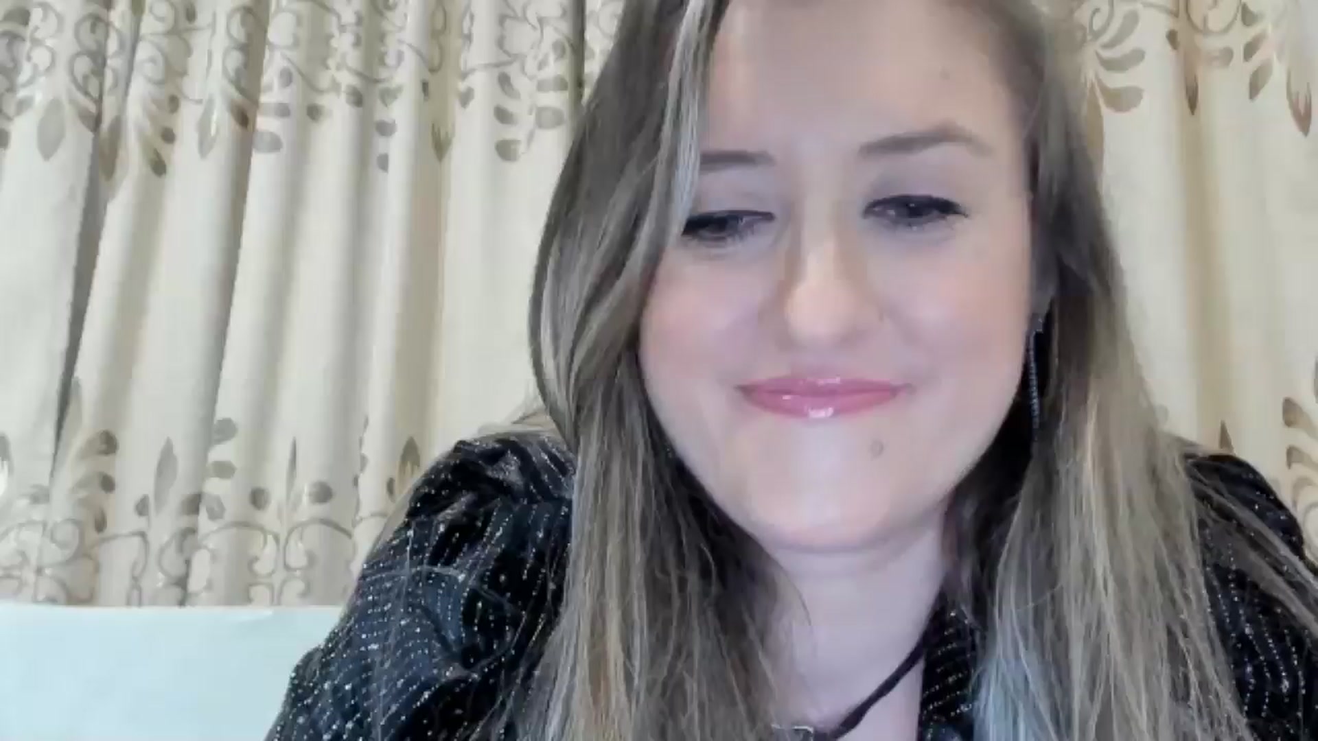 Gallery image thumbnail from BestDream's myfreecams stream on, 03/15/2025, 23:39 image 10 of 20