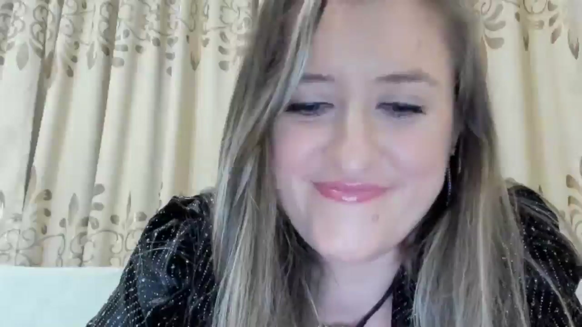 Gallery image thumbnail from BestDream's myfreecams stream on, 03/15/2025, 23:39 image 11 of 20