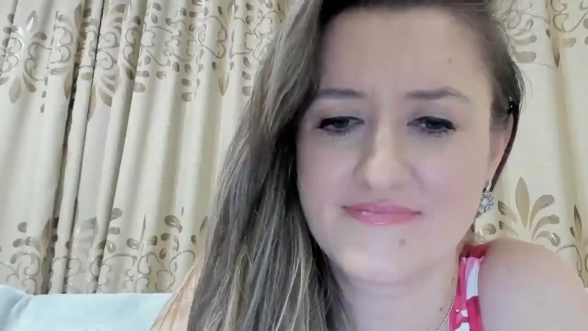 Gallery image thumbnail from BestDream's myfreecams stream on, 03/17/2025, 24:00 image 10 of 20