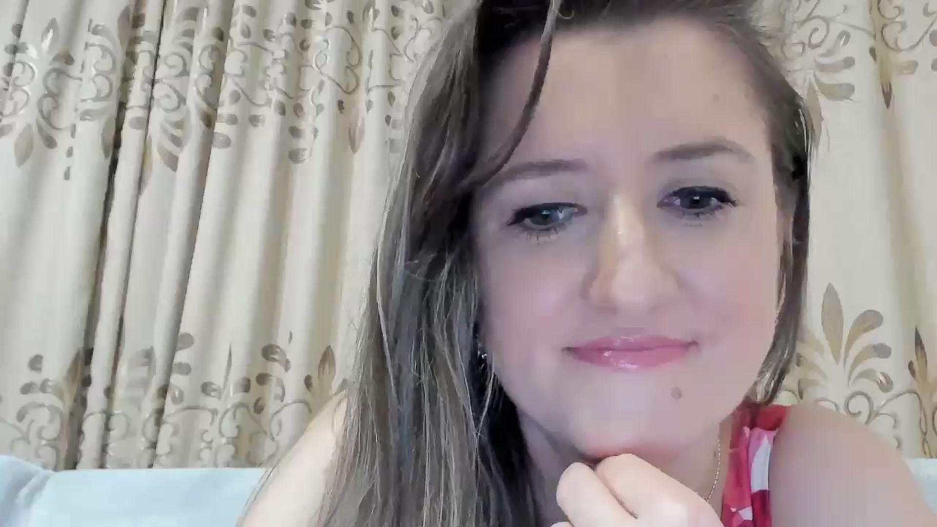 Gallery image thumbnail from BestDream's myfreecams stream on, 03/17/2025, 24:00 image 17 of 20
