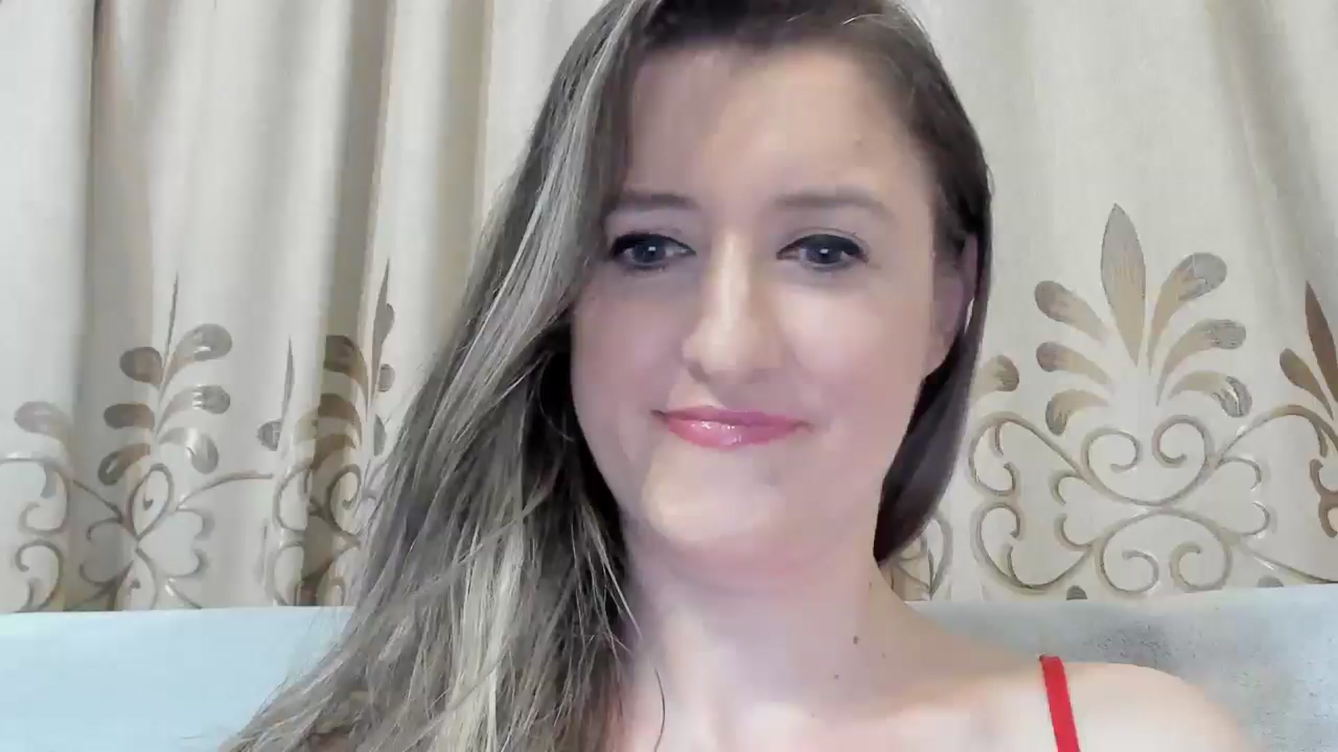 Gallery image thumbnail from BestDream's myfreecams stream on, 03/18/2025, 24:01 image 4 of 20
