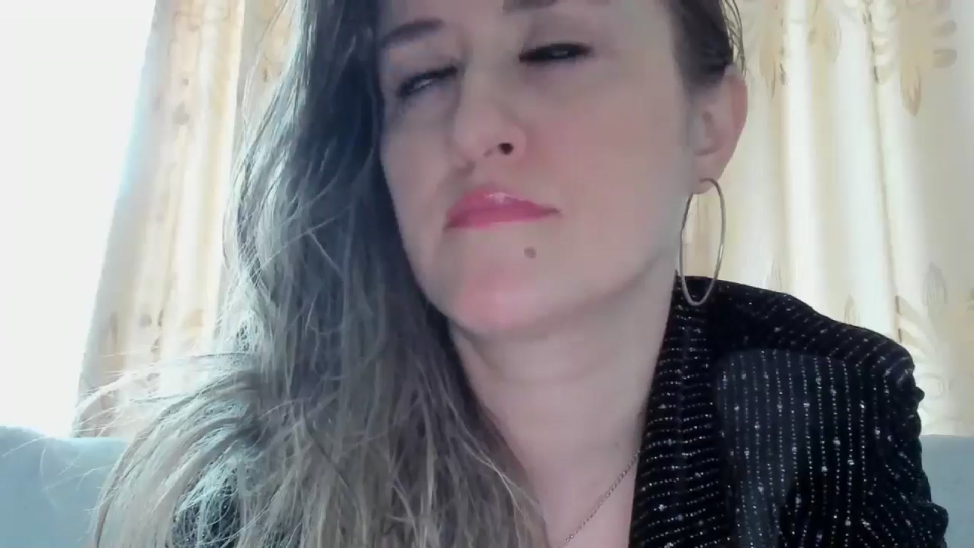 Gallery image thumbnail from BestDream's myfreecams stream on, 03/22/2025, 14:37 image 7 of 20