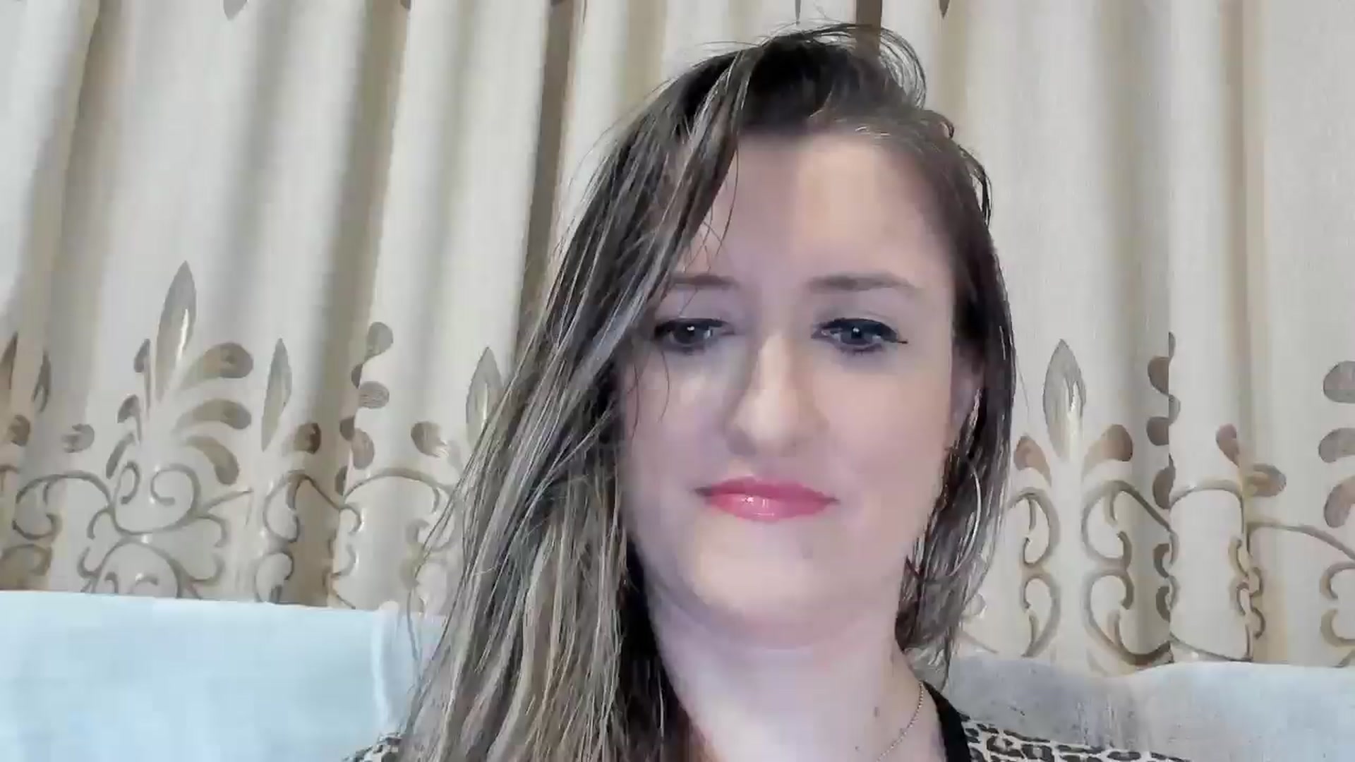 Gallery image thumbnail from BestDream's myfreecams stream on, 03/22/2025, 22:07 image 10 of 20