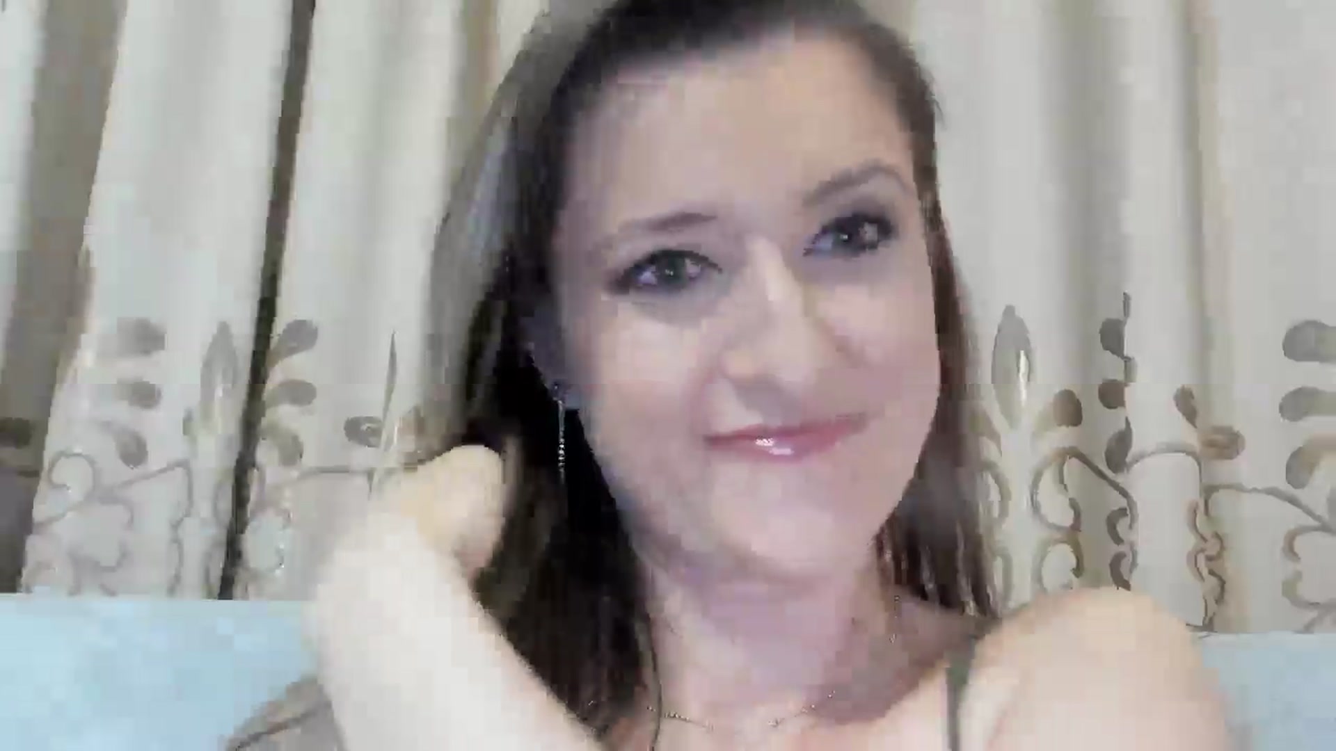 Gallery image thumbnail from BestDream's myfreecams stream on, 03/23/2025, 22:03 image 17 of 20