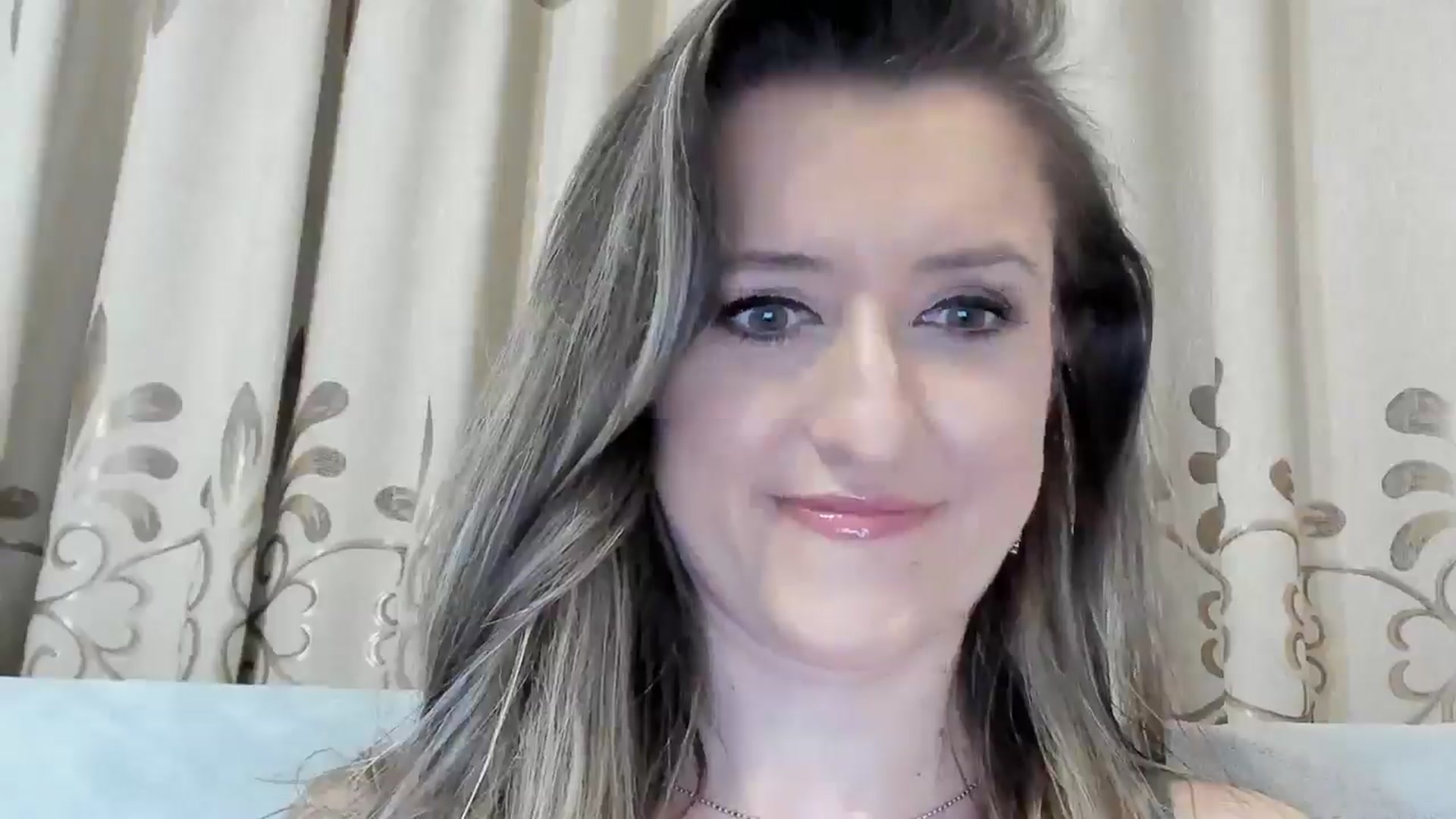 Gallery image thumbnail from BestDream's myfreecams stream on, 03/23/2025, 22:03 image 13 of 20