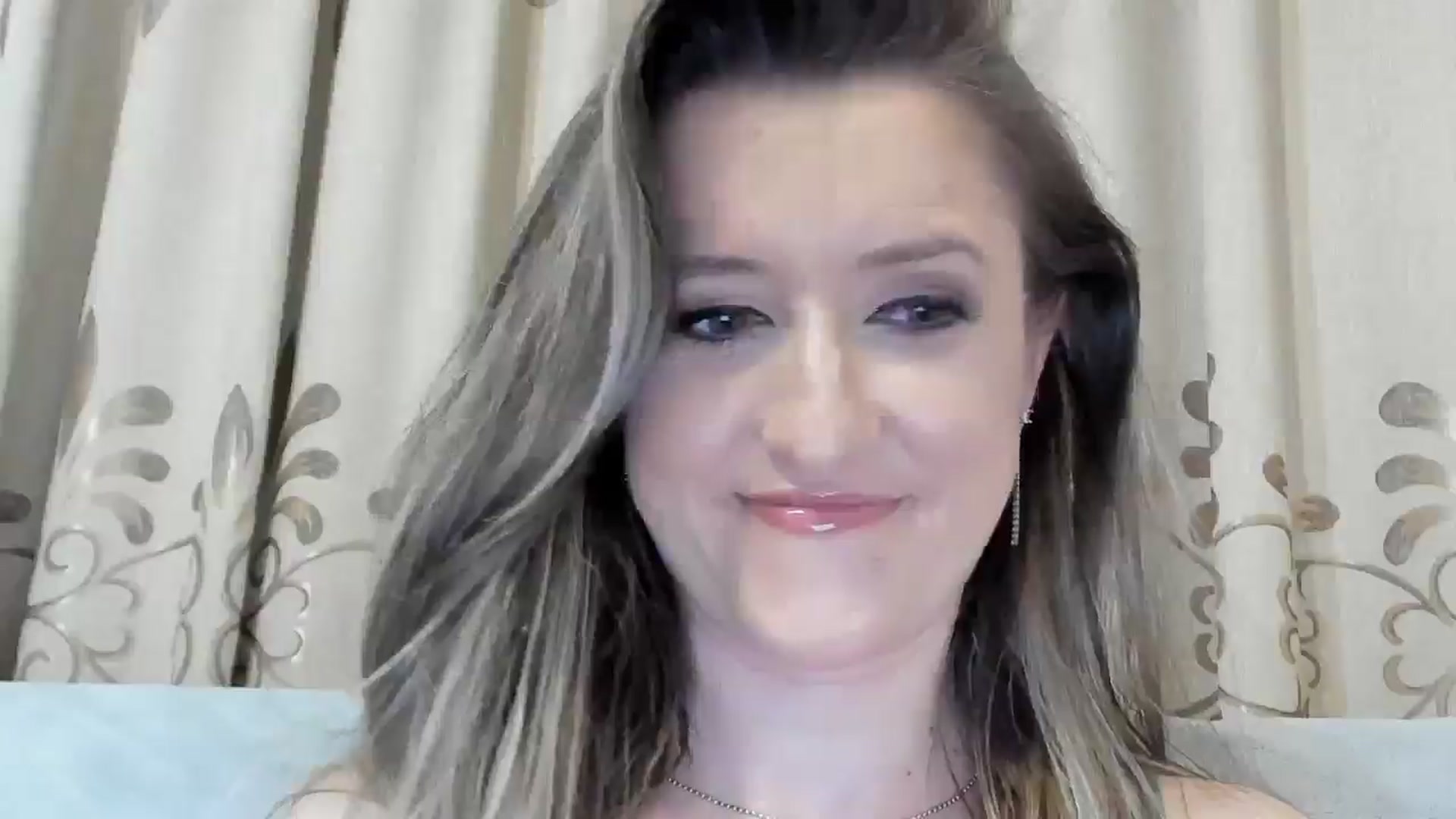 Gallery image thumbnail from BestDream's myfreecams stream on, 03/23/2025, 22:03 image 11 of 20