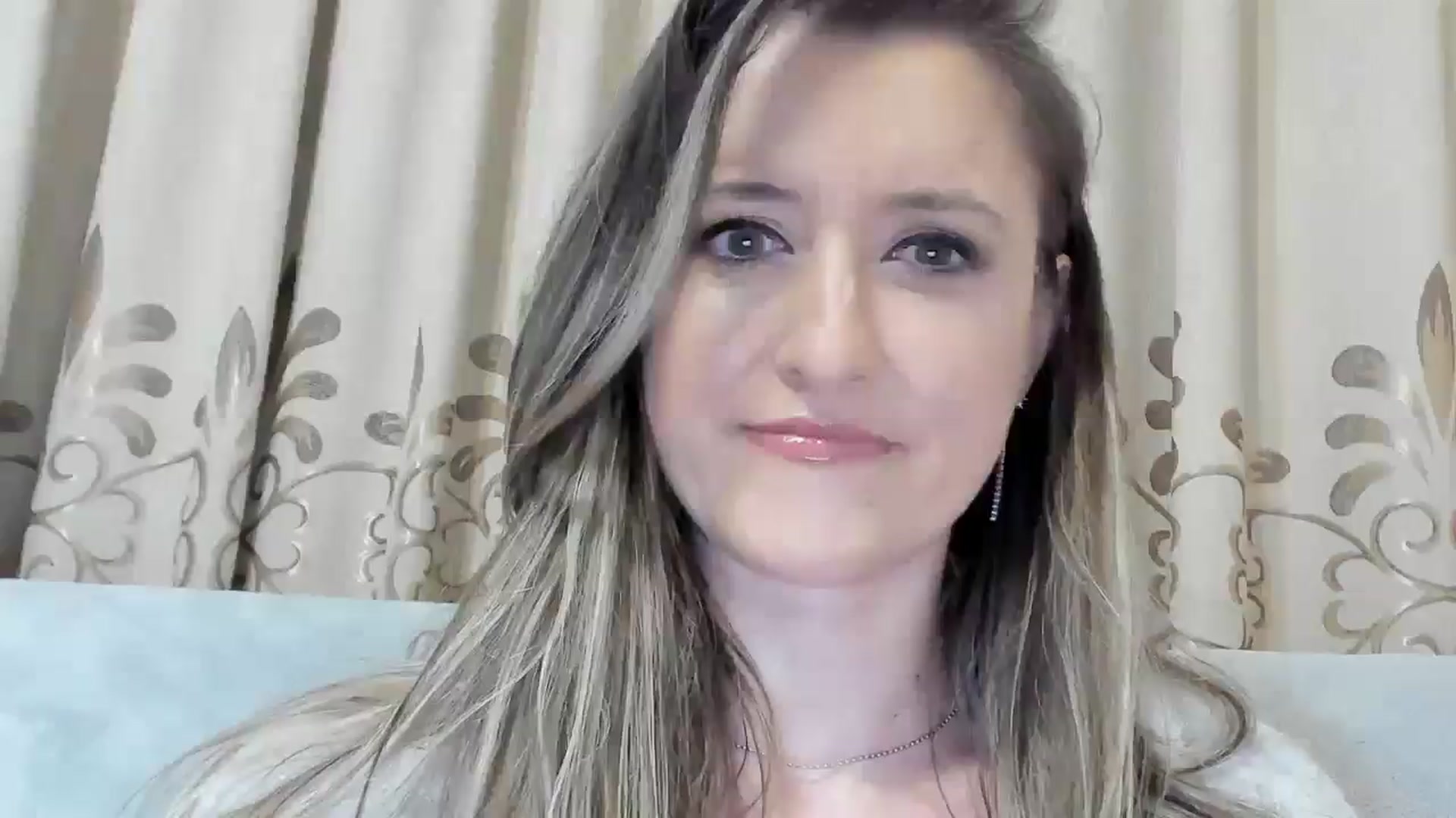 Gallery image thumbnail from BestDream's myfreecams stream on, 03/23/2025, 23:14 image 12 of 20