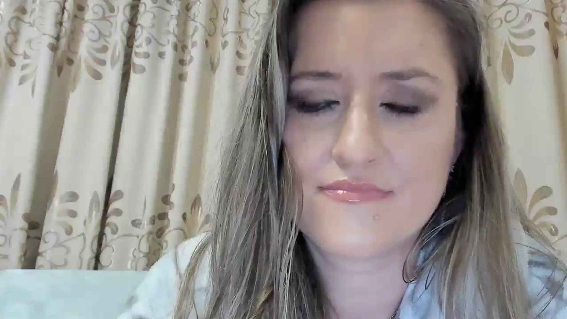 Gallery image thumbnail from BestDream's myfreecams stream on, 03/24/2025, 24:08 image 10 of 20