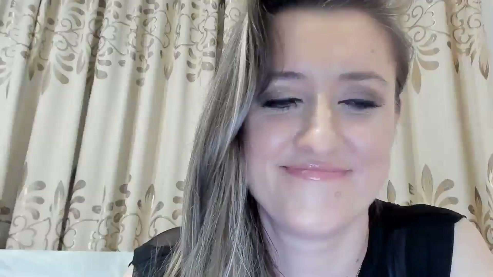 Gallery image thumbnail from BestDream's myfreecams stream on, 03/24/2025, 01:31 image 19 of 20