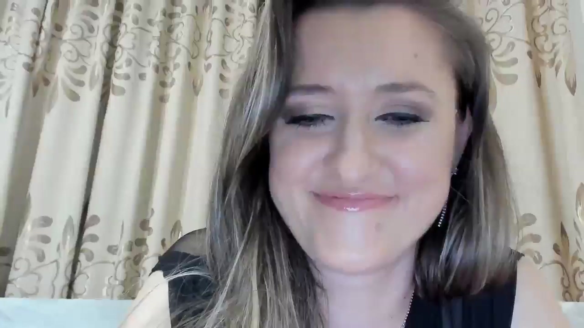 Gallery image thumbnail from BestDream's myfreecams stream on, 03/24/2025, 01:31 image 3 of 20