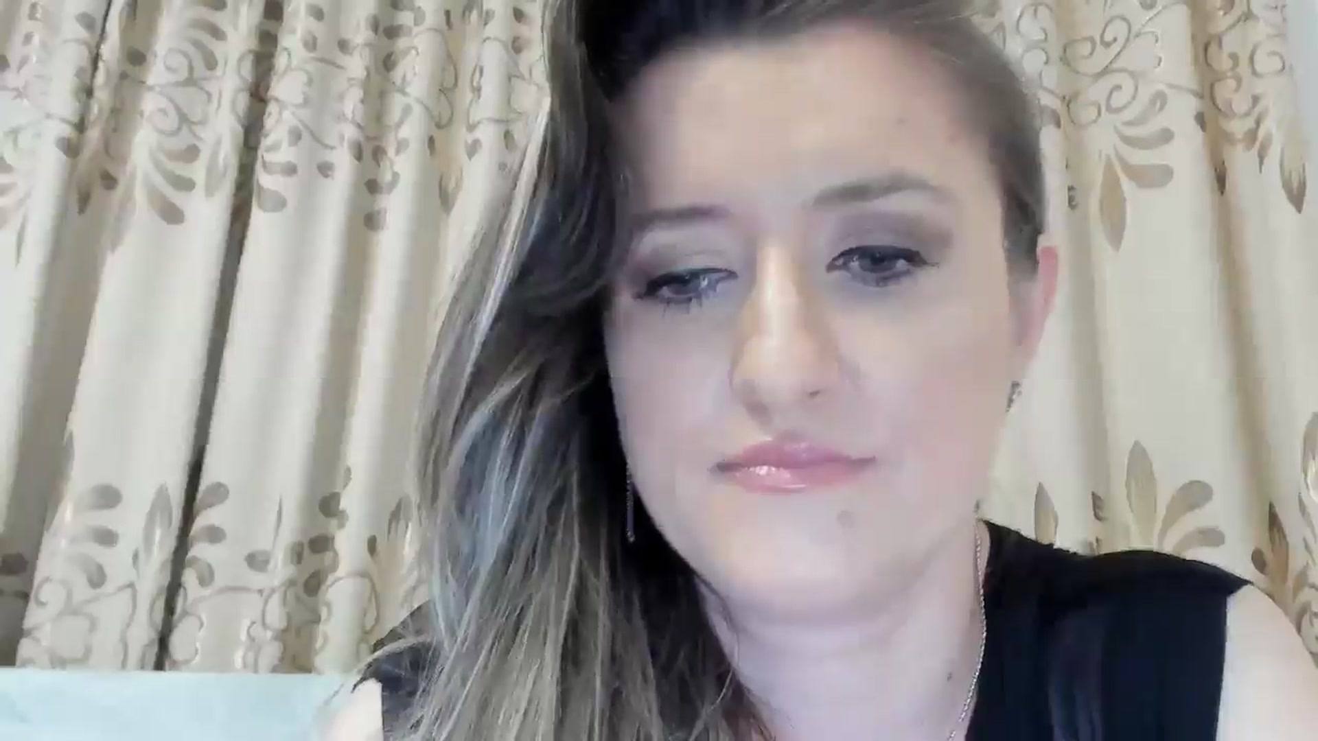 Gallery image thumbnail from BestDream's myfreecams stream on, 03/24/2025, 01:31 image 14 of 20