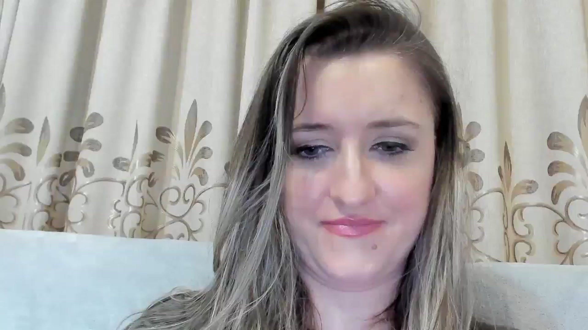 Gallery image thumbnail from BestDream's myfreecams stream on, 03/25/2025, 24:16 image 19 of 20