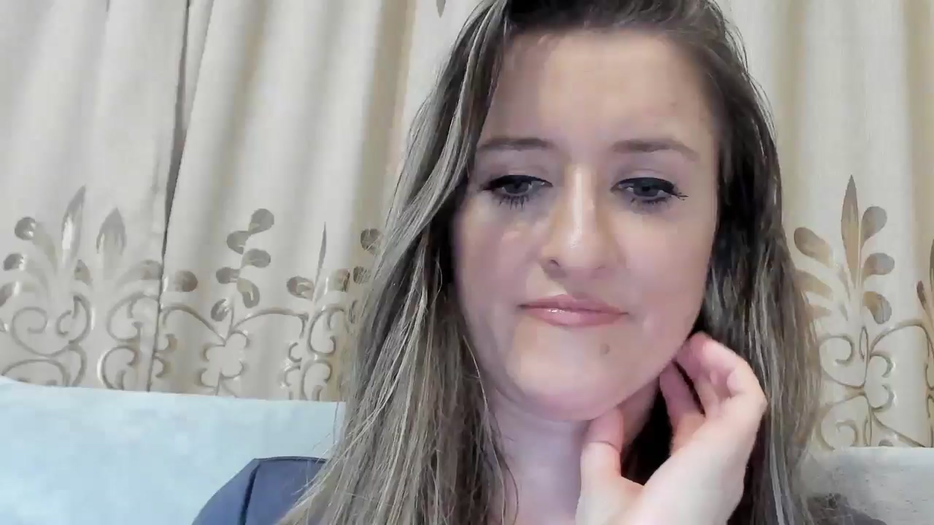 Gallery image thumbnail from BestDream's myfreecams stream on, 03/25/2025, 23:32 image 20 of 20