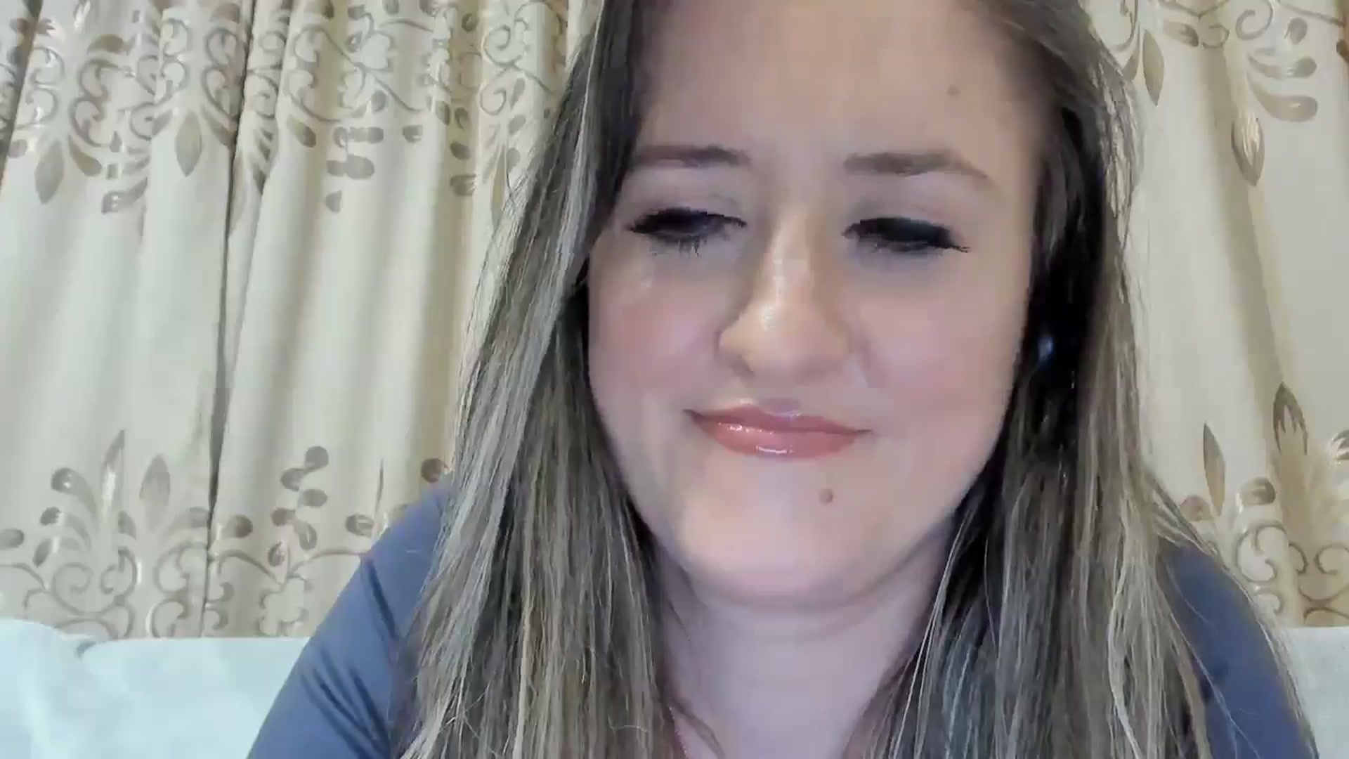 Gallery image thumbnail from BestDream's myfreecams stream on, 03/26/2025, 03:17 image 14 of 20