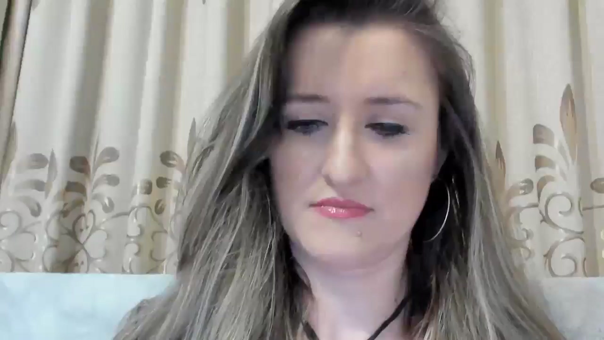 Gallery image thumbnail from BestDream's myfreecams stream on, 03/26/2025, 22:33 image 1 of 20