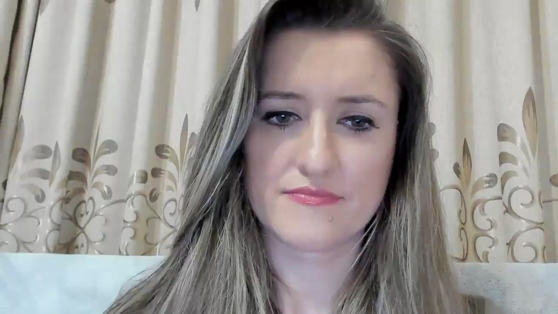 Gallery image thumbnail from BestDream's myfreecams stream on, 03/26/2025, 22:33 image 10 of 20