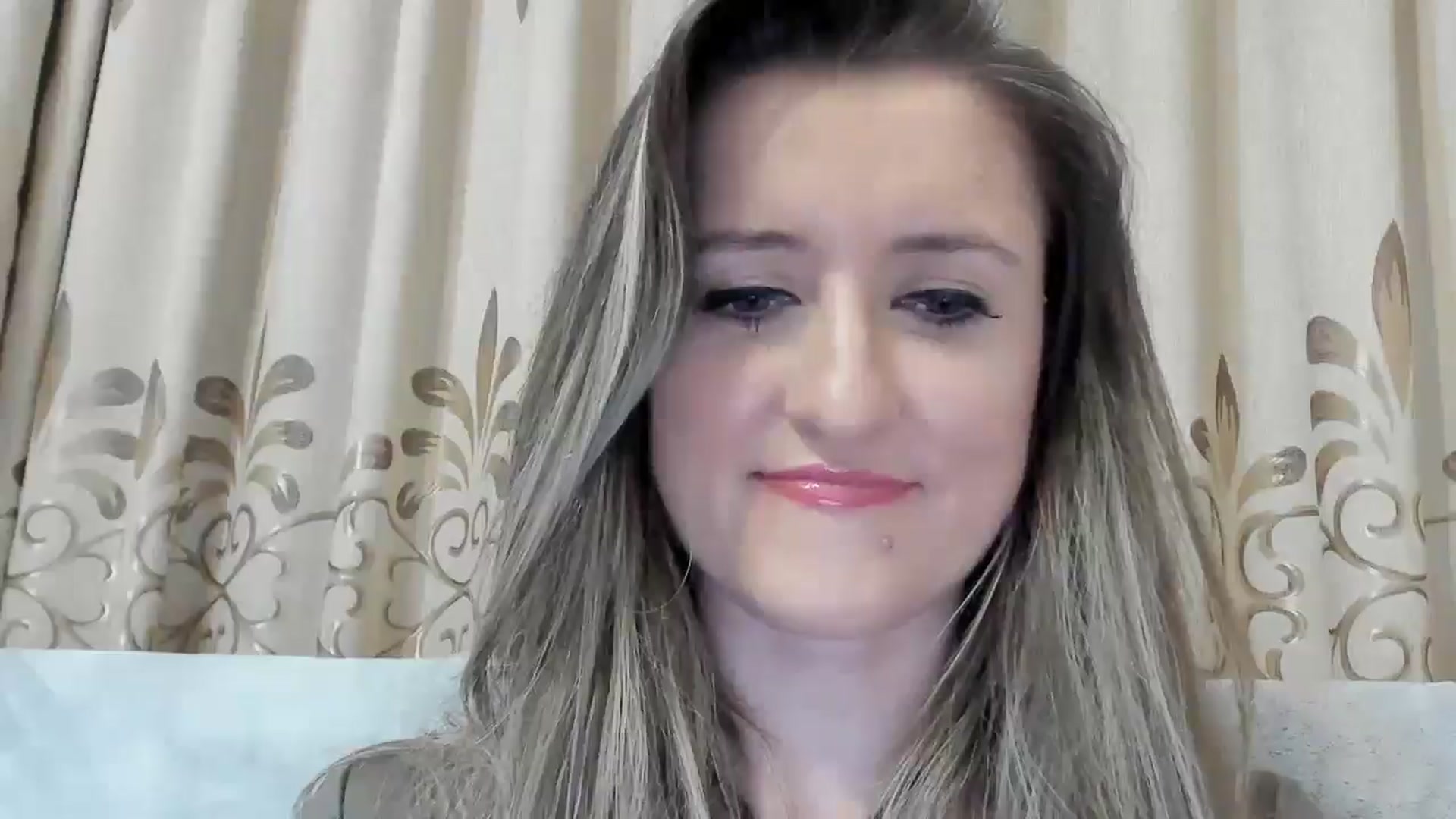 Gallery image thumbnail from BestDream's myfreecams stream on, 03/26/2025, 22:33 image 12 of 20