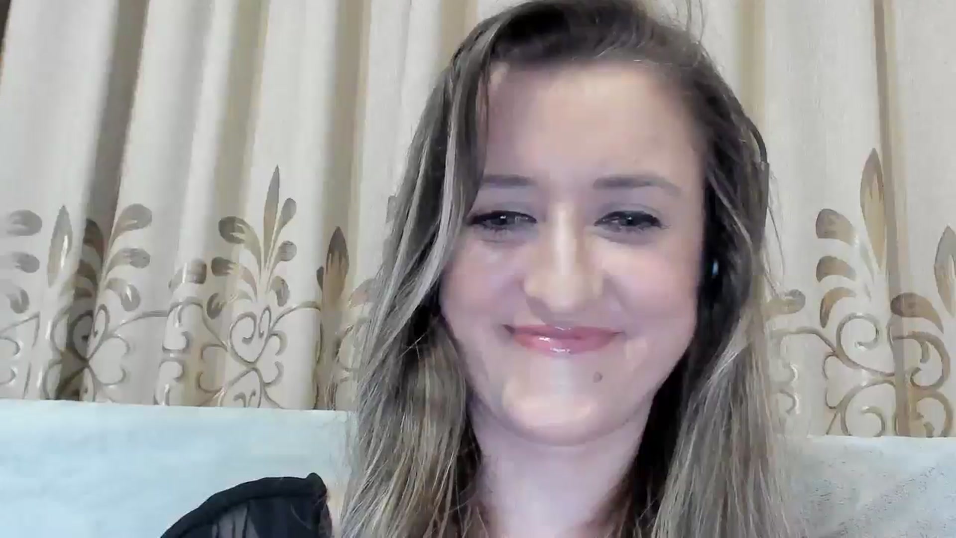 Gallery image thumbnail from BestDream's myfreecams stream on, 03/27/2025, 23:30 image 16 of 20