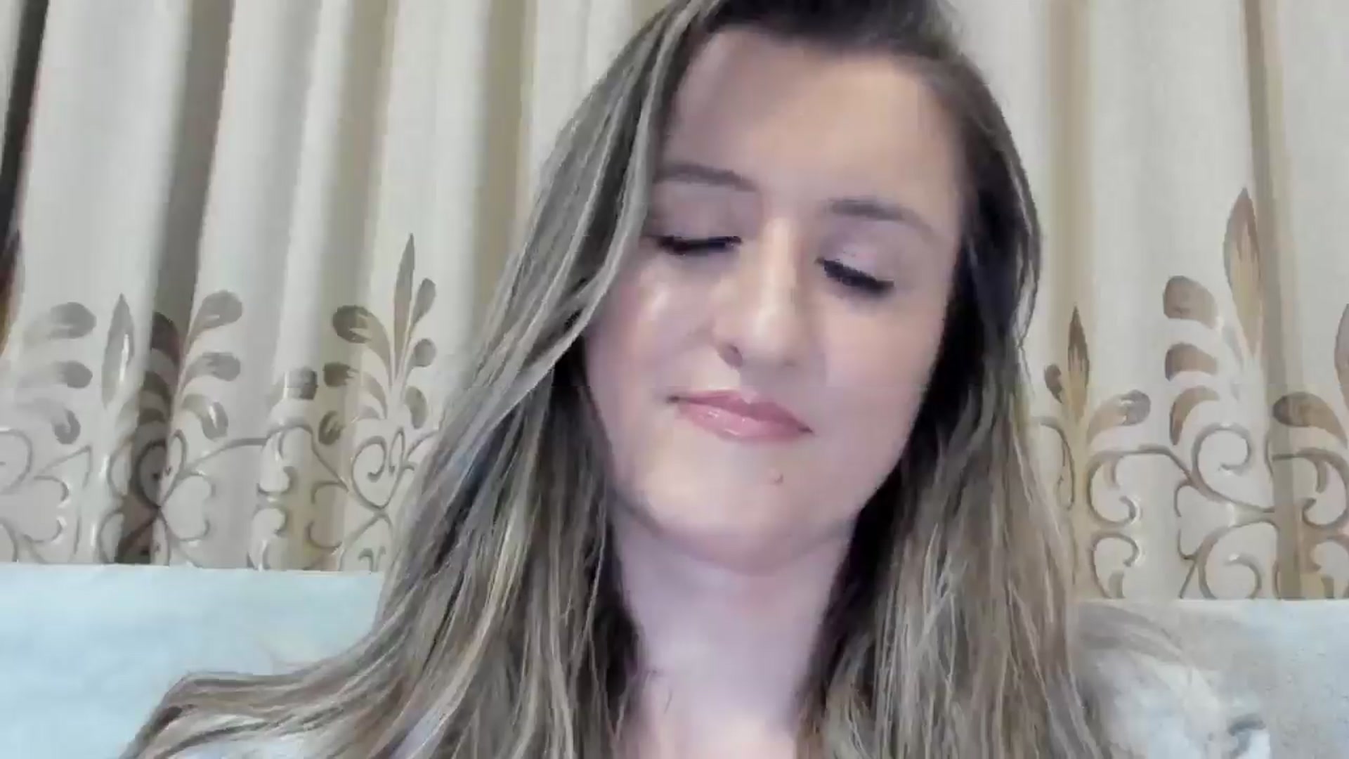 Gallery image thumbnail from BestDream's myfreecams stream on, 03/27/2025, 23:52 image 7 of 20