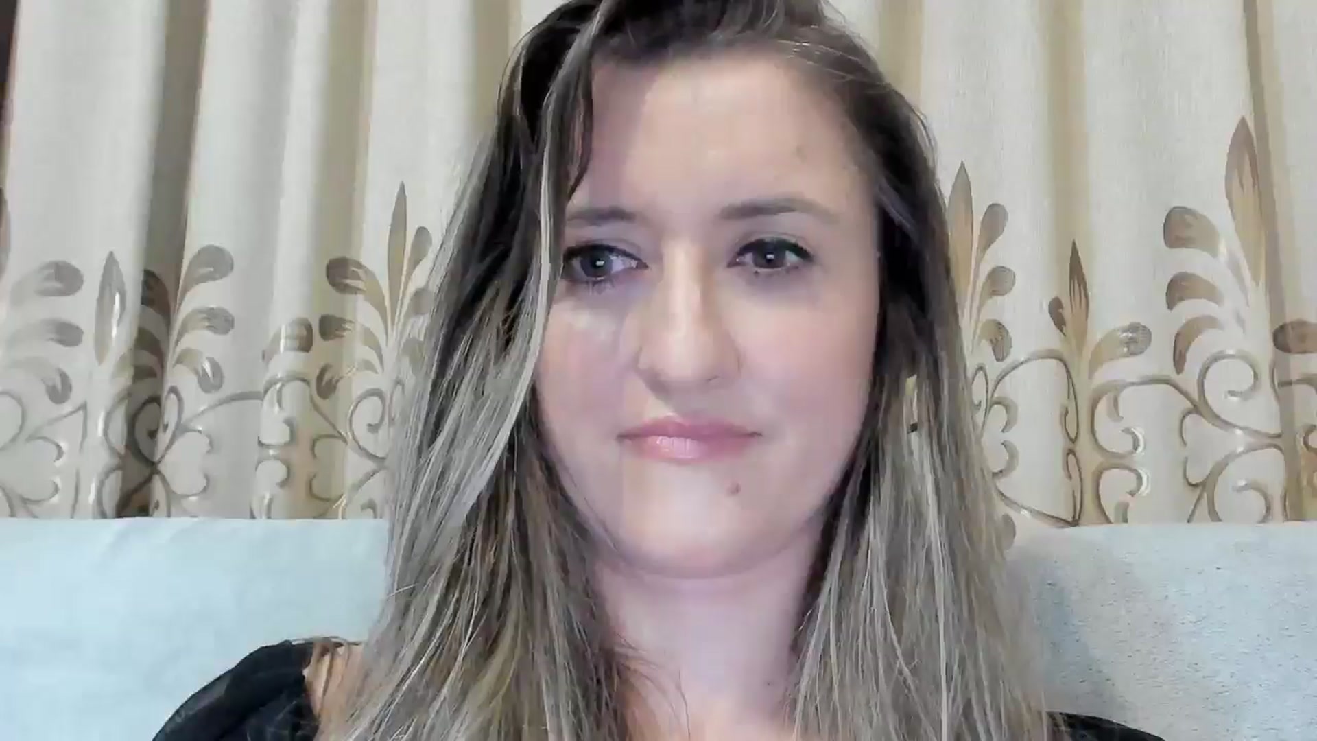 Gallery image thumbnail from BestDream's myfreecams stream on, 03/28/2025, 02:09 image 11 of 20