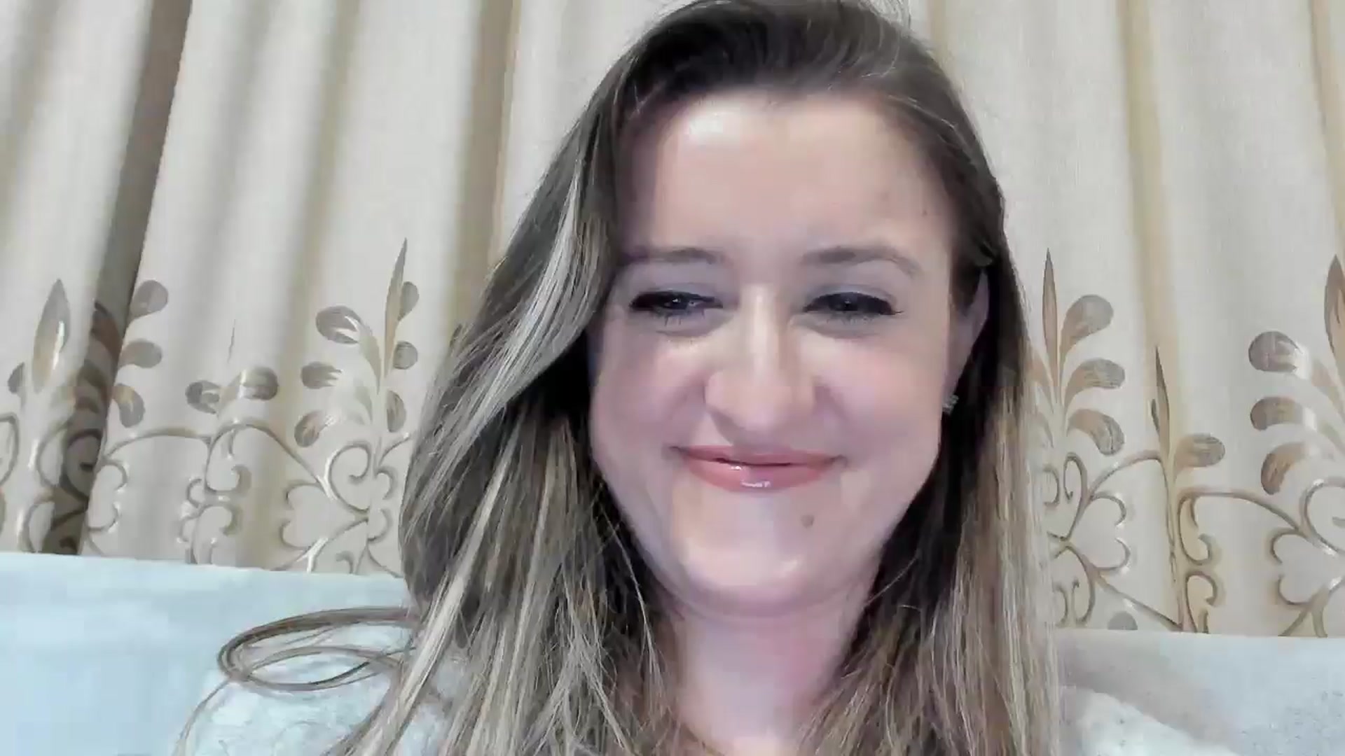 Gallery image thumbnail from BestDream's myfreecams stream on, 03/30/2025, 24:27 image 3 of 20