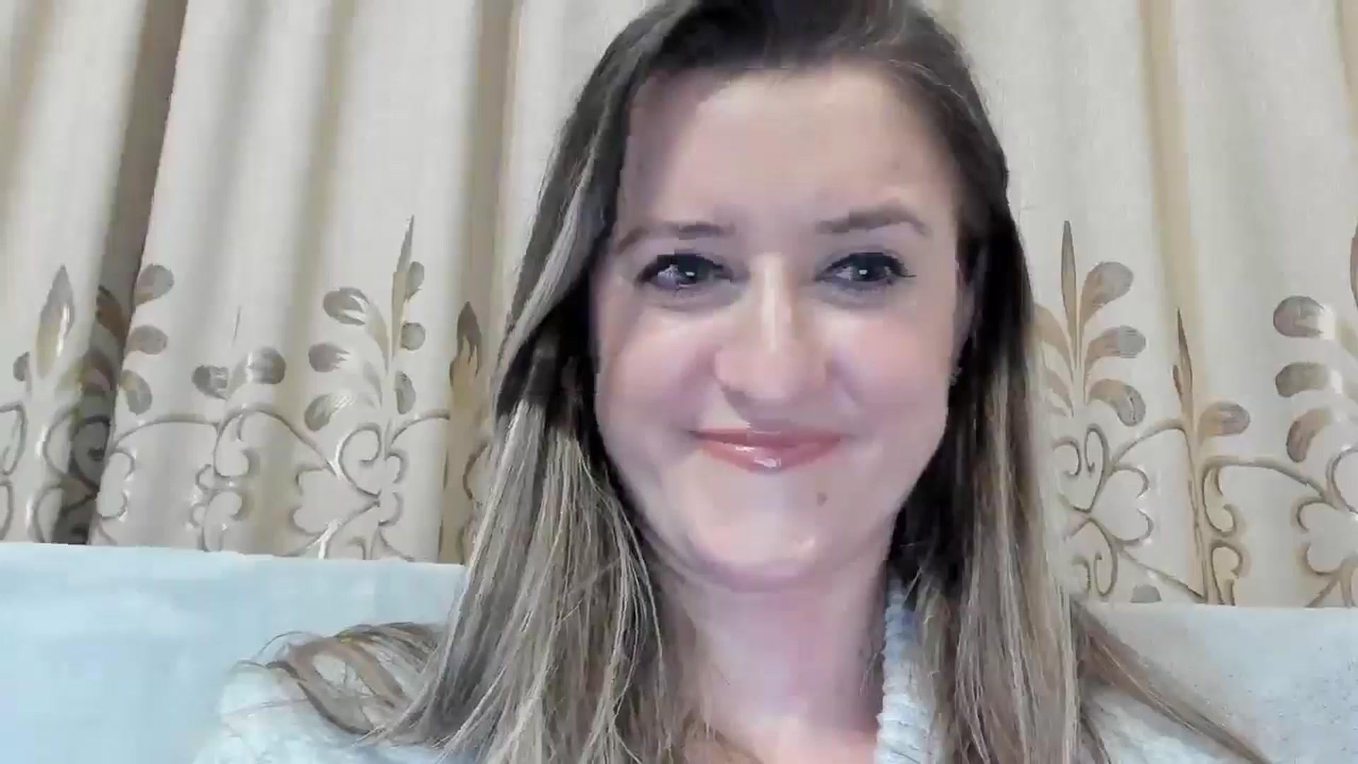 Gallery image thumbnail from BestDream's myfreecams stream on, 03/30/2025, 24:27 image 15 of 20