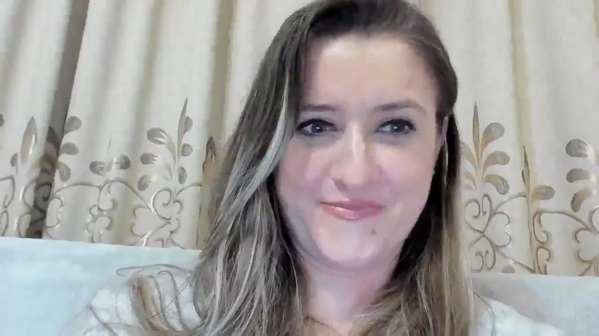 Gallery image thumbnail from BestDream's myfreecams stream on, 03/30/2025, 24:27 image 7 of 20