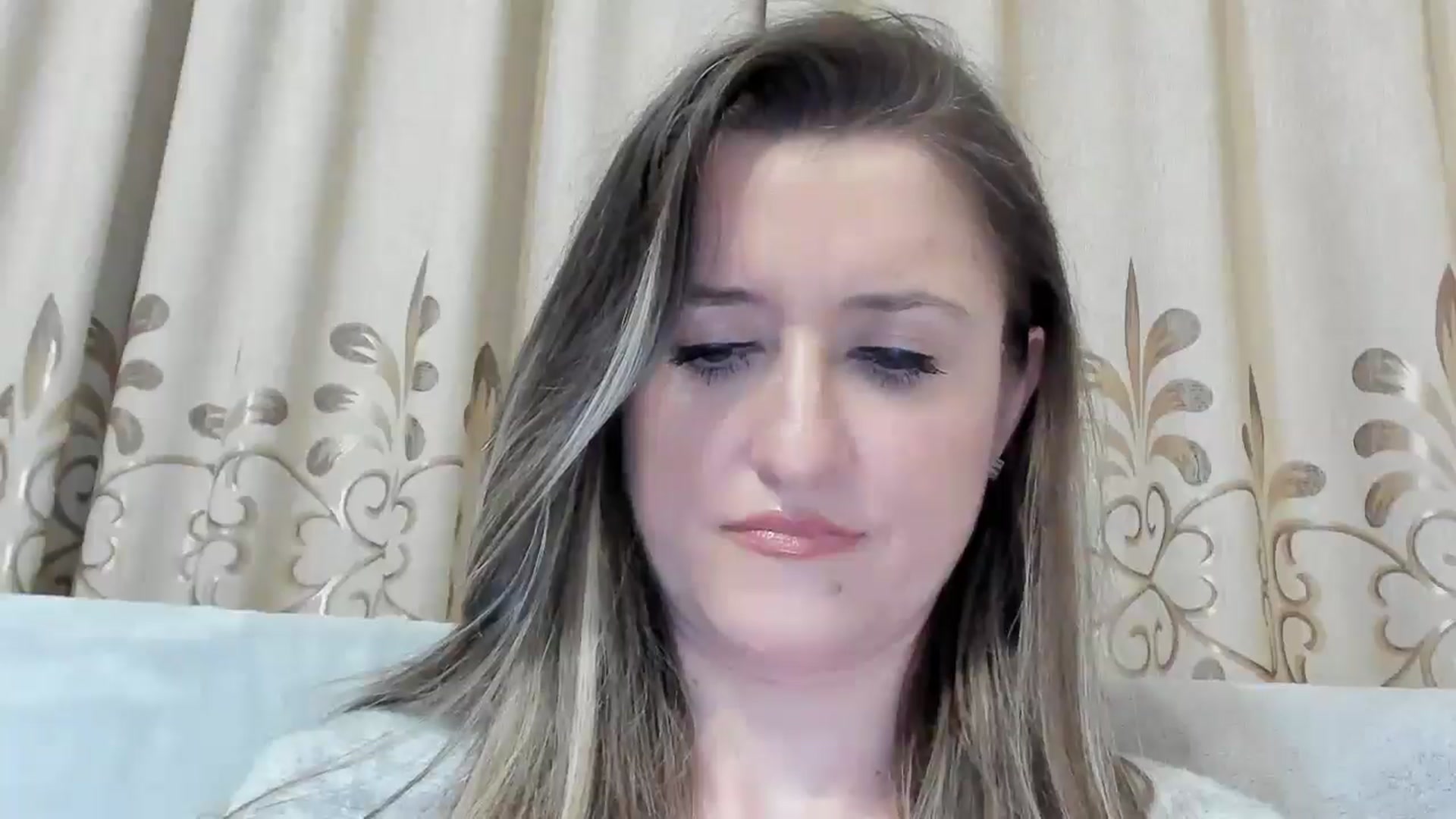 Gallery image thumbnail from BestDream's myfreecams stream on, 03/30/2025, 01:27 image 8 of 20