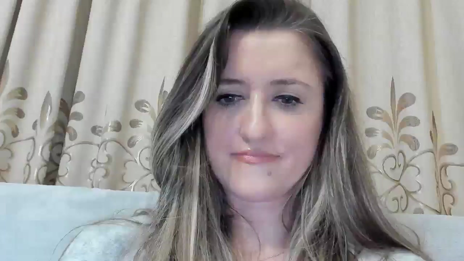 Gallery image thumbnail from BestDream's myfreecams stream on, 03/30/2025, 02:55 image 9 of 20