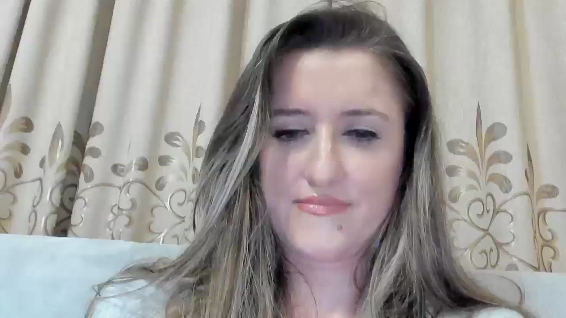 Gallery image thumbnail from BestDream's myfreecams stream on, 03/30/2025, 02:55 image 6 of 20