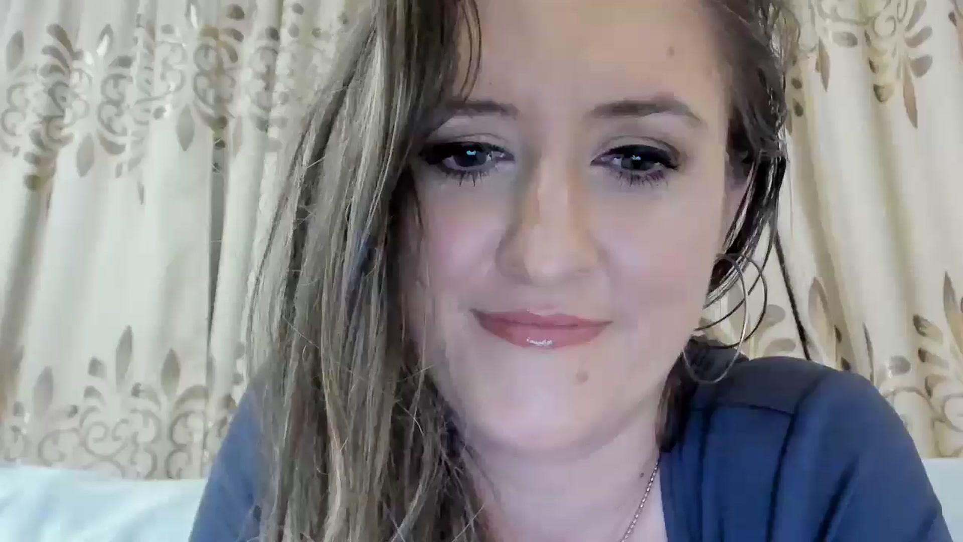 Gallery image thumbnail from BestDream's myfreecams stream on, 03/30/2025, 23:04 image 6 of 20