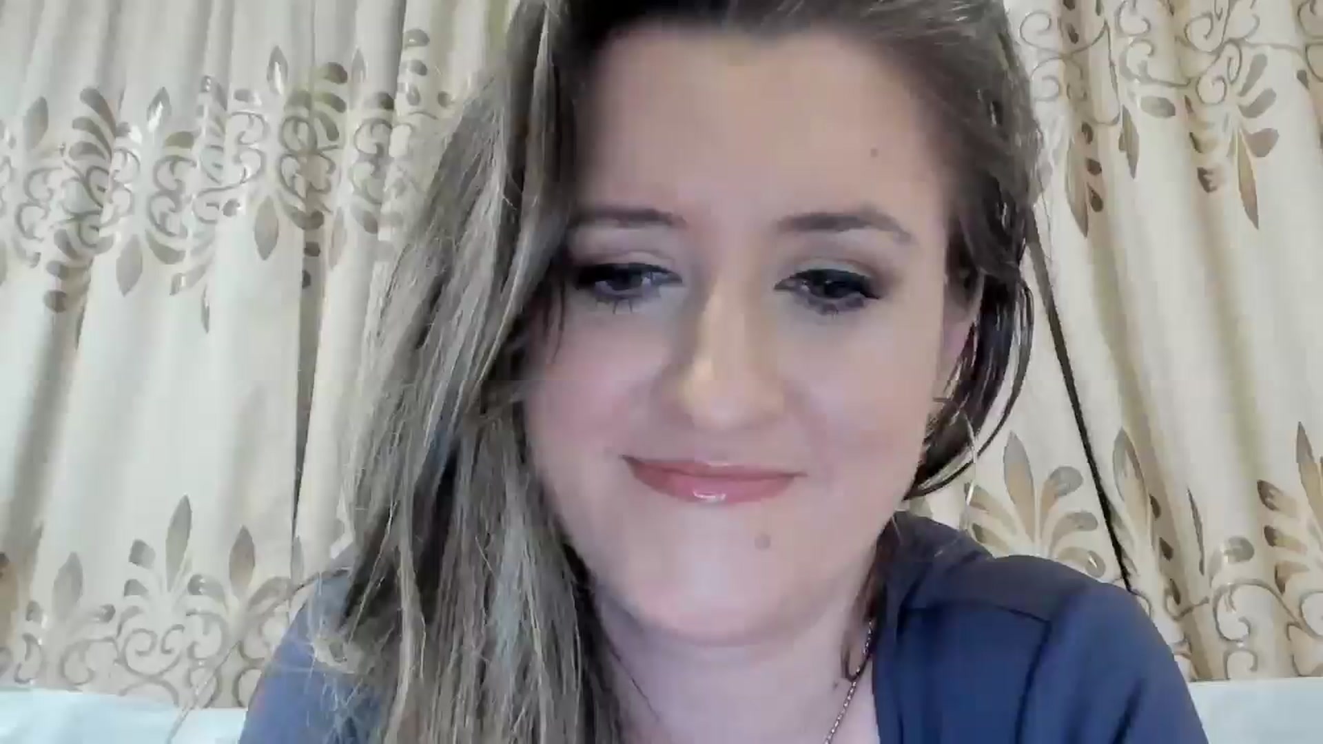 Gallery image thumbnail from BestDream's myfreecams stream on, 03/30/2025, 23:25 image 3 of 20