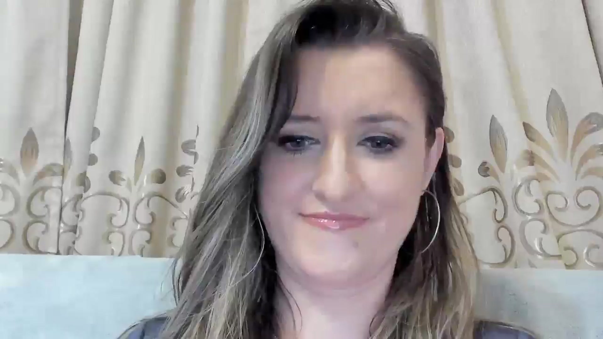 Gallery image thumbnail from BestDream's myfreecams stream on, 03/30/2025, 23:25 image 15 of 20