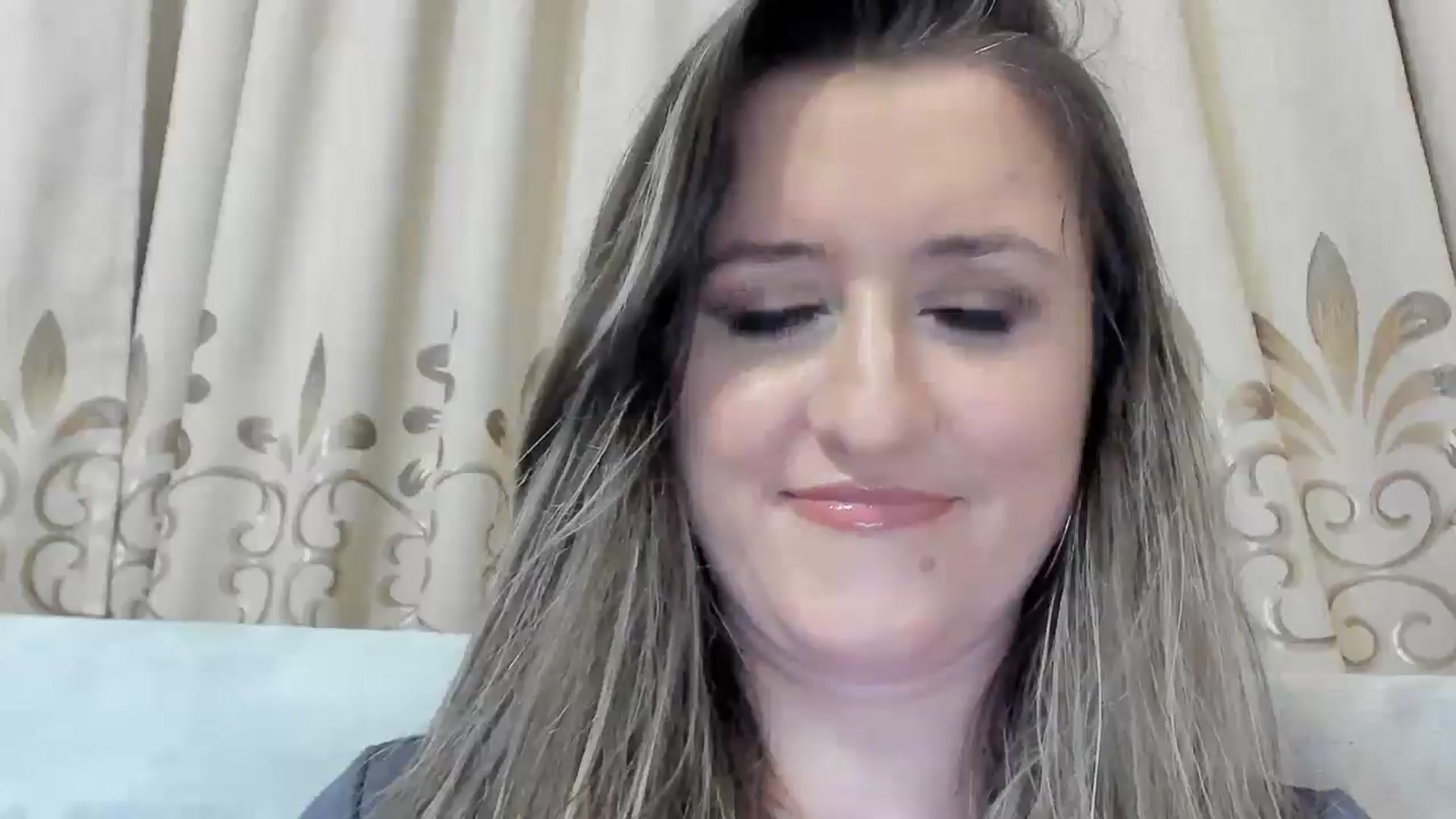 Gallery image thumbnail from BestDream's myfreecams stream on, 03/31/2025, 01:22 image 14 of 20
