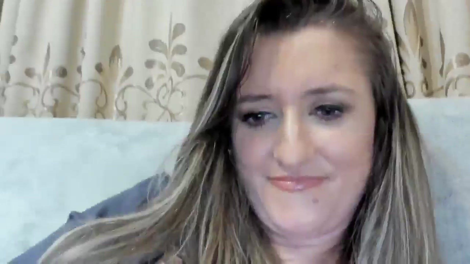 Gallery image thumbnail from BestDream's myfreecams stream on, 03/31/2025, 03:11 image 7 of 20