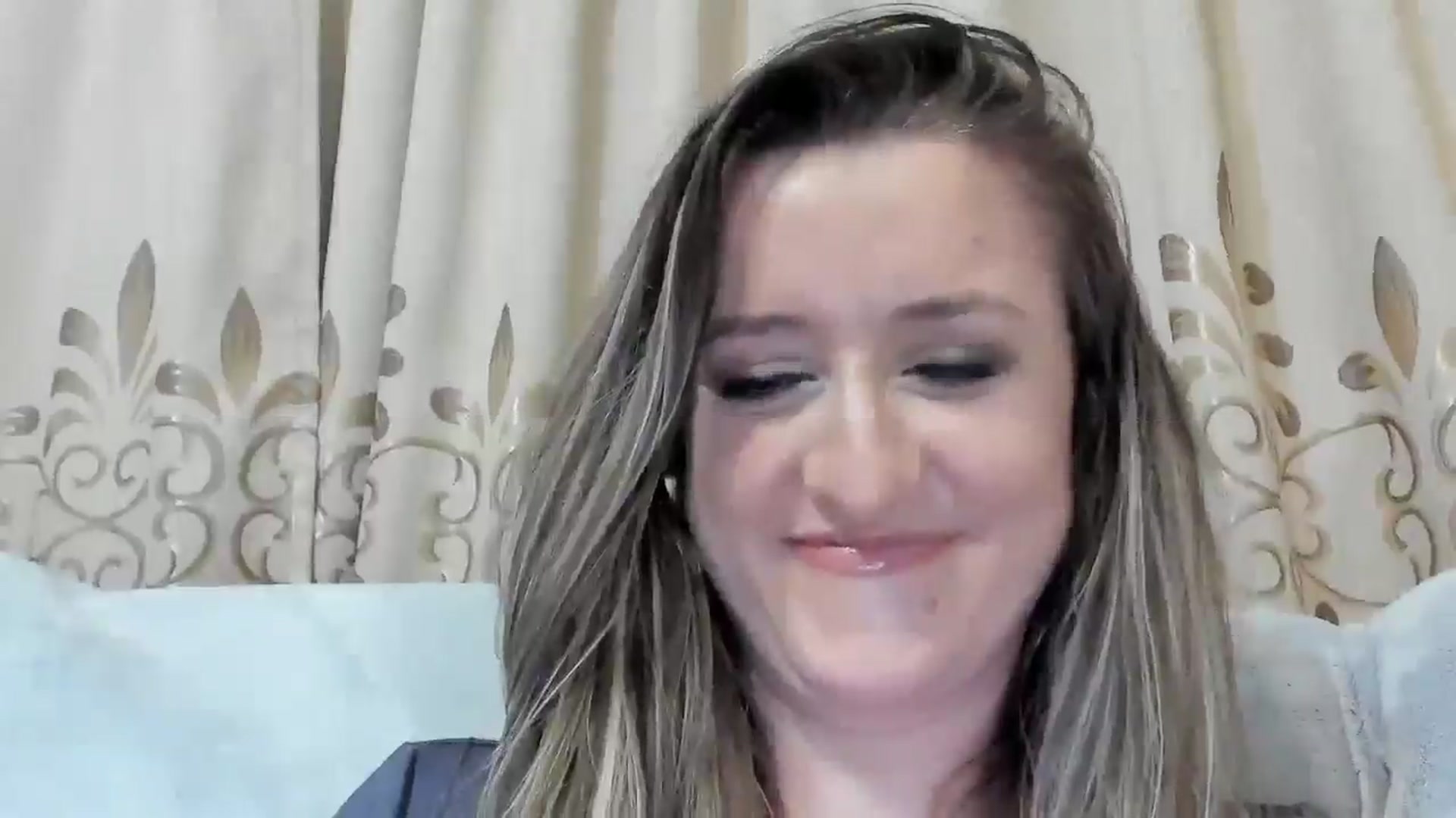 Gallery image thumbnail from BestDream's myfreecams stream on, 03/31/2025, 03:11 image 3 of 20