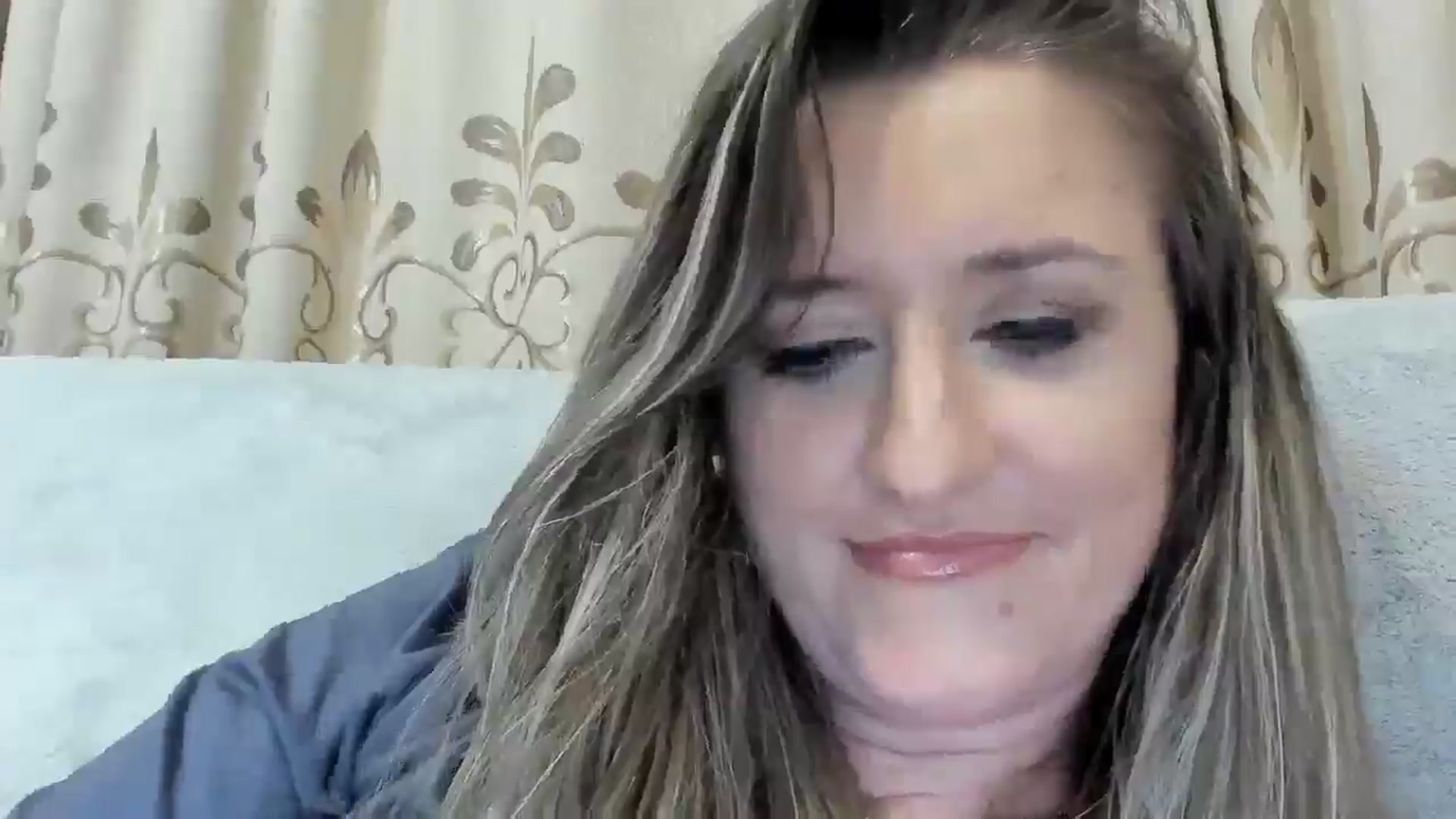 Gallery image thumbnail from BestDream's myfreecams stream on, 03/31/2025, 03:11 image 6 of 20
