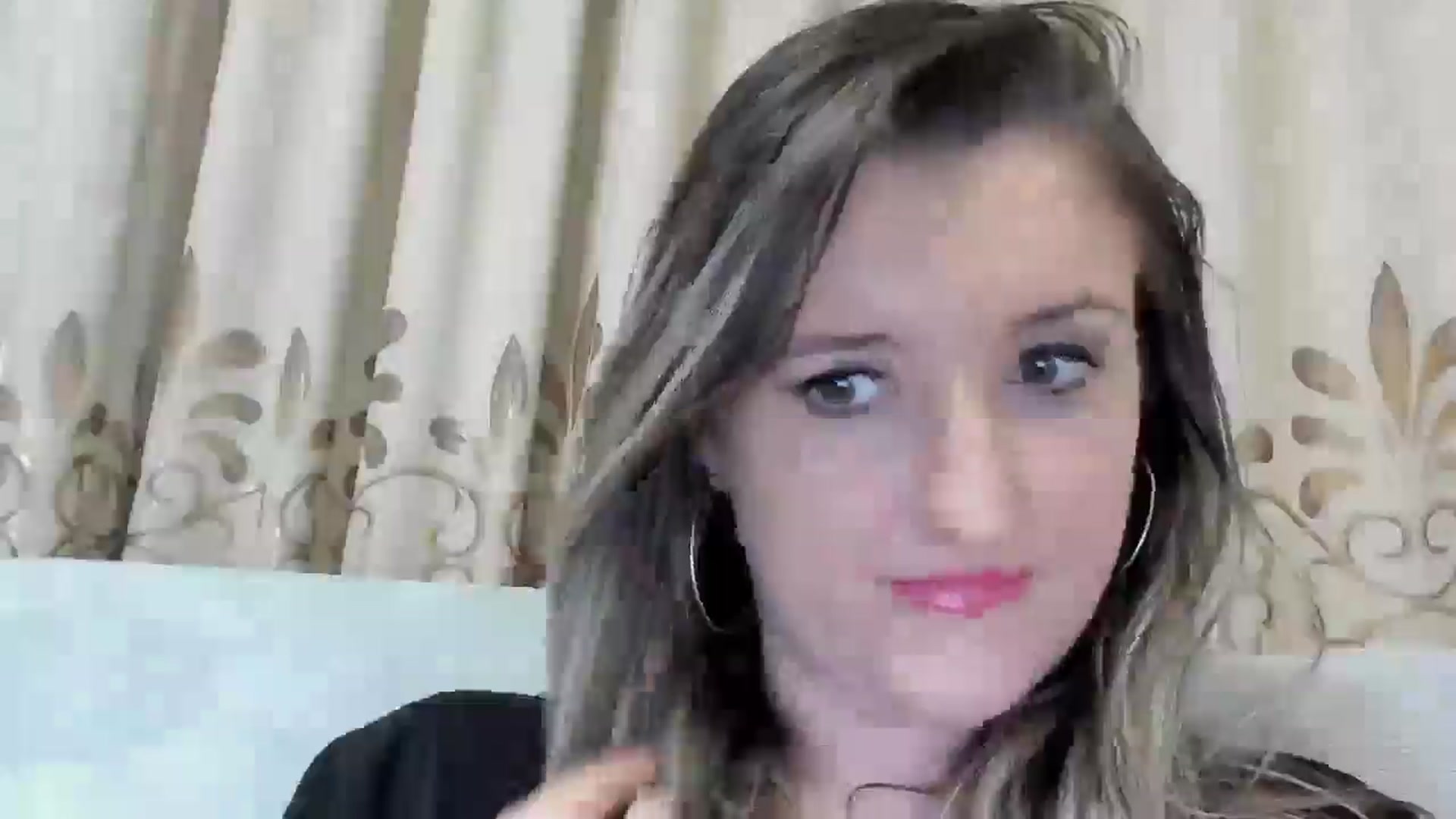 Gallery image thumbnail from BestDream's myfreecams stream on, 03/31/2025, 21:46 image 14 of 20
