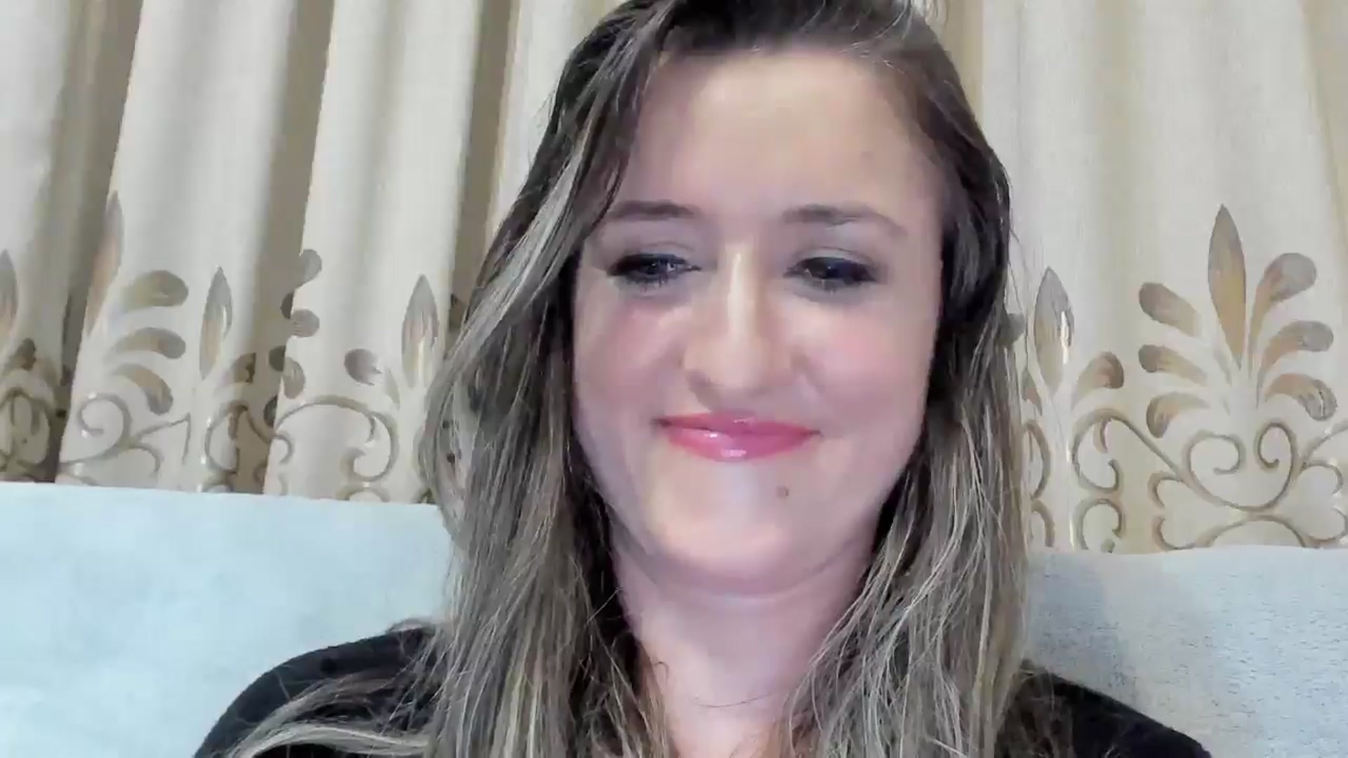 Gallery image thumbnail from BestDream's myfreecams stream on, 03/31/2025, 23:33 image 18 of 20