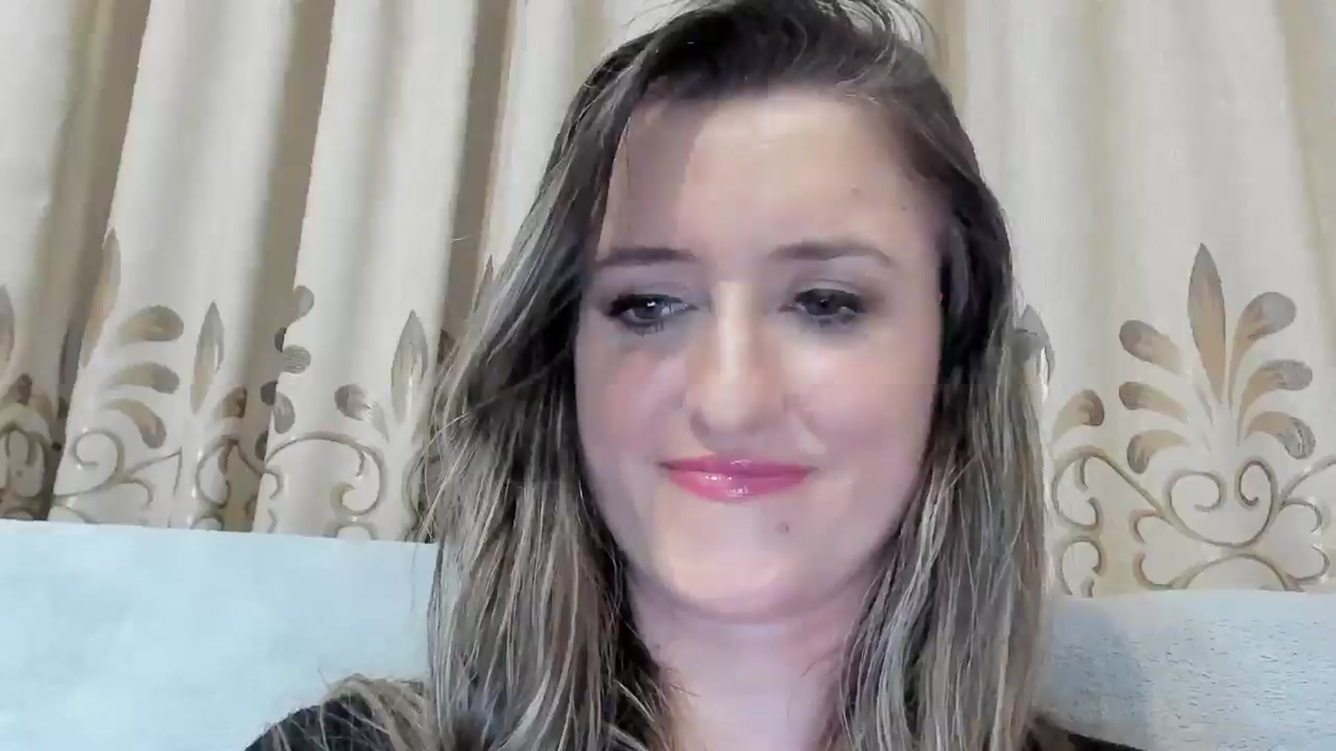 Gallery image thumbnail from BestDream's myfreecams stream on, 03/31/2025, 23:33 image 6 of 20