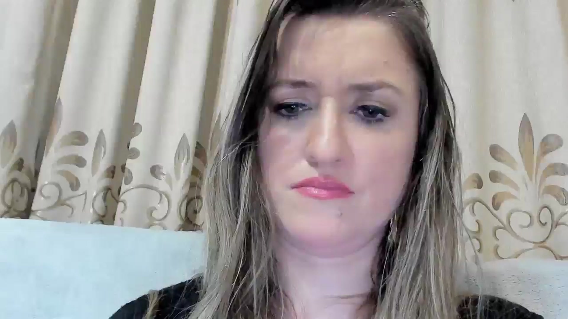 Gallery image thumbnail from BestDream's myfreecams stream on, 04/01/2025, 24:38 image 18 of 20