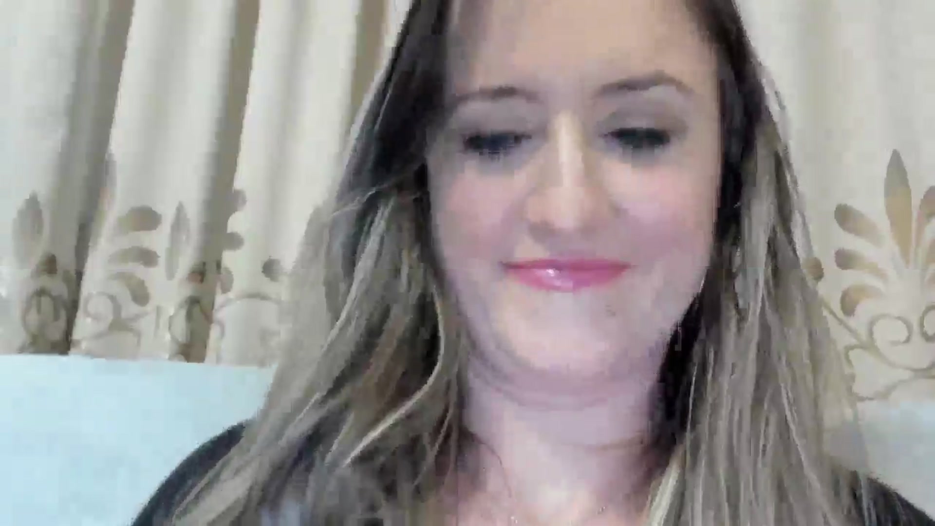 Gallery image thumbnail from BestDream's myfreecams stream on, 04/01/2025, 24:38 image 15 of 20