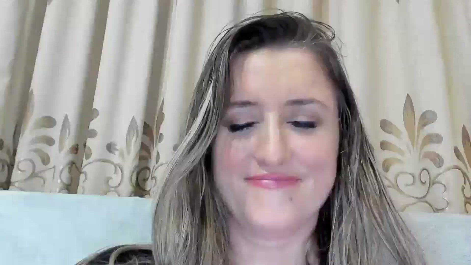 Gallery image thumbnail from BestDream's myfreecams stream on, 04/01/2025, 02:03 image 13 of 20