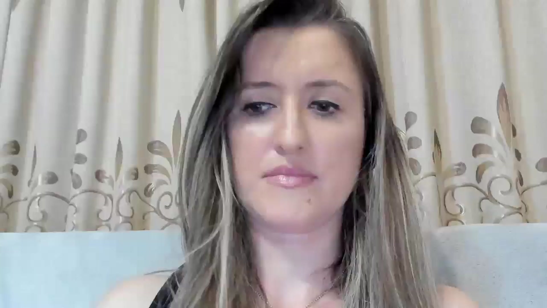 Gallery image thumbnail from BestDream's myfreecams stream on, 04/01/2025, 22:49 image 8 of 20