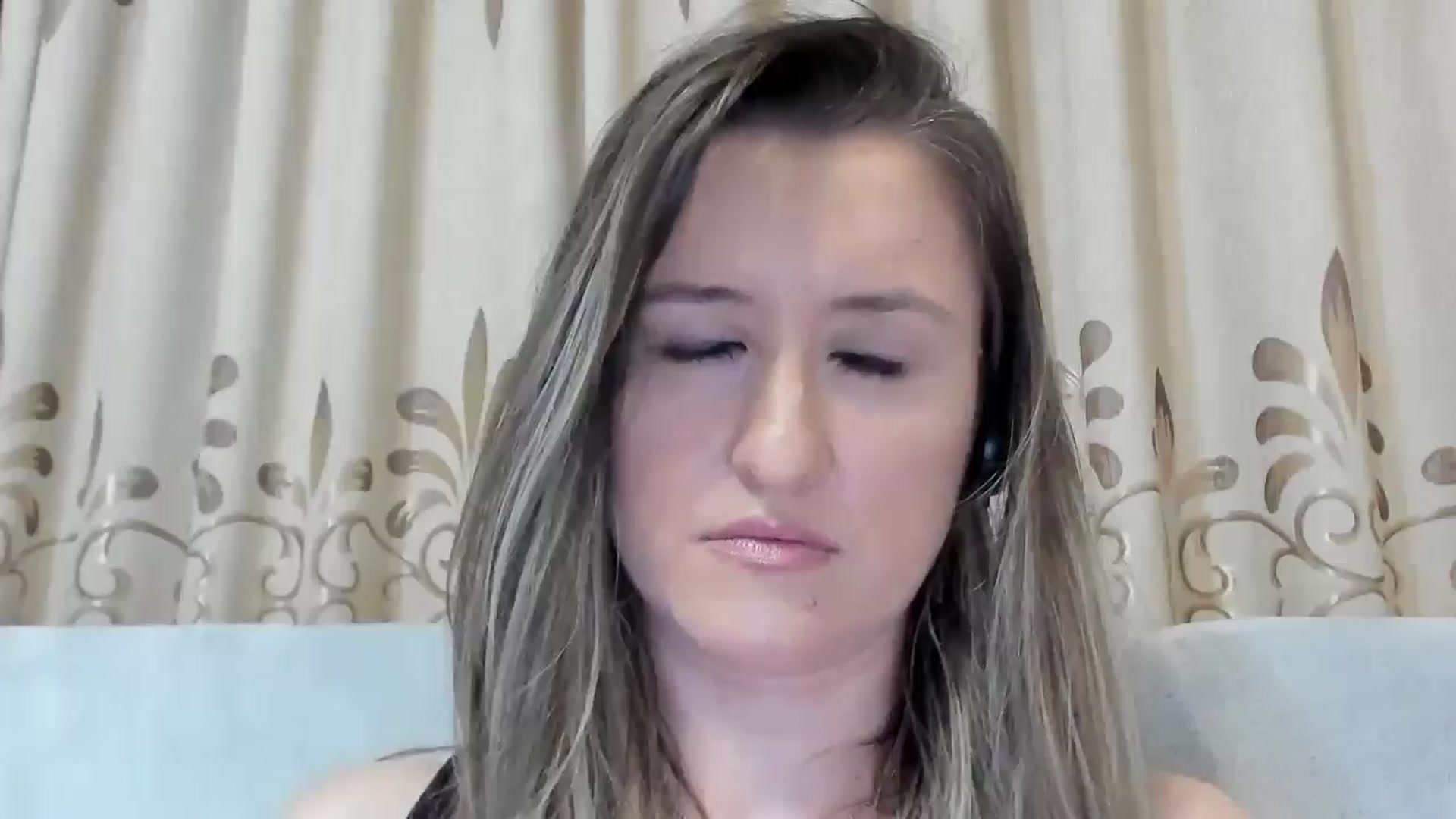 Gallery image thumbnail from BestDream's myfreecams stream on, 04/01/2025, 22:49 image 19 of 20