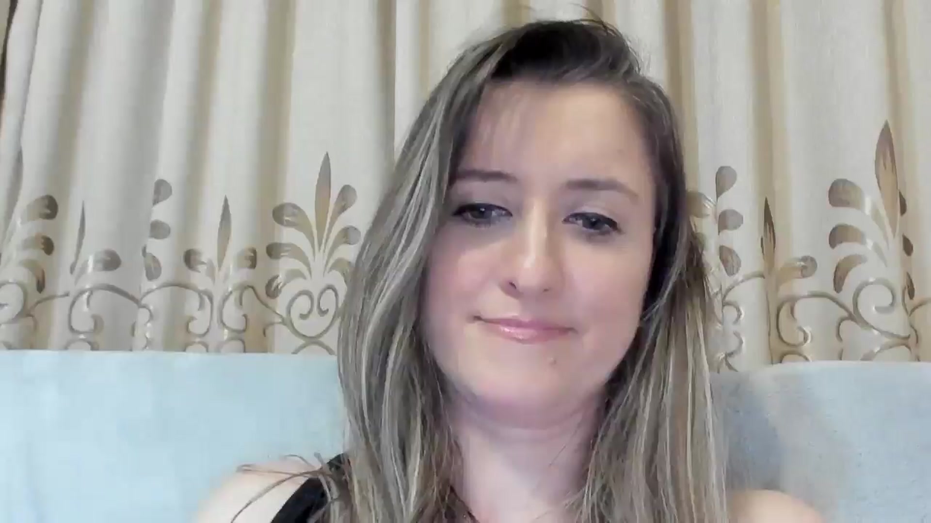 Gallery image thumbnail from BestDream's myfreecams stream on, 04/01/2025, 23:09 image 9 of 20