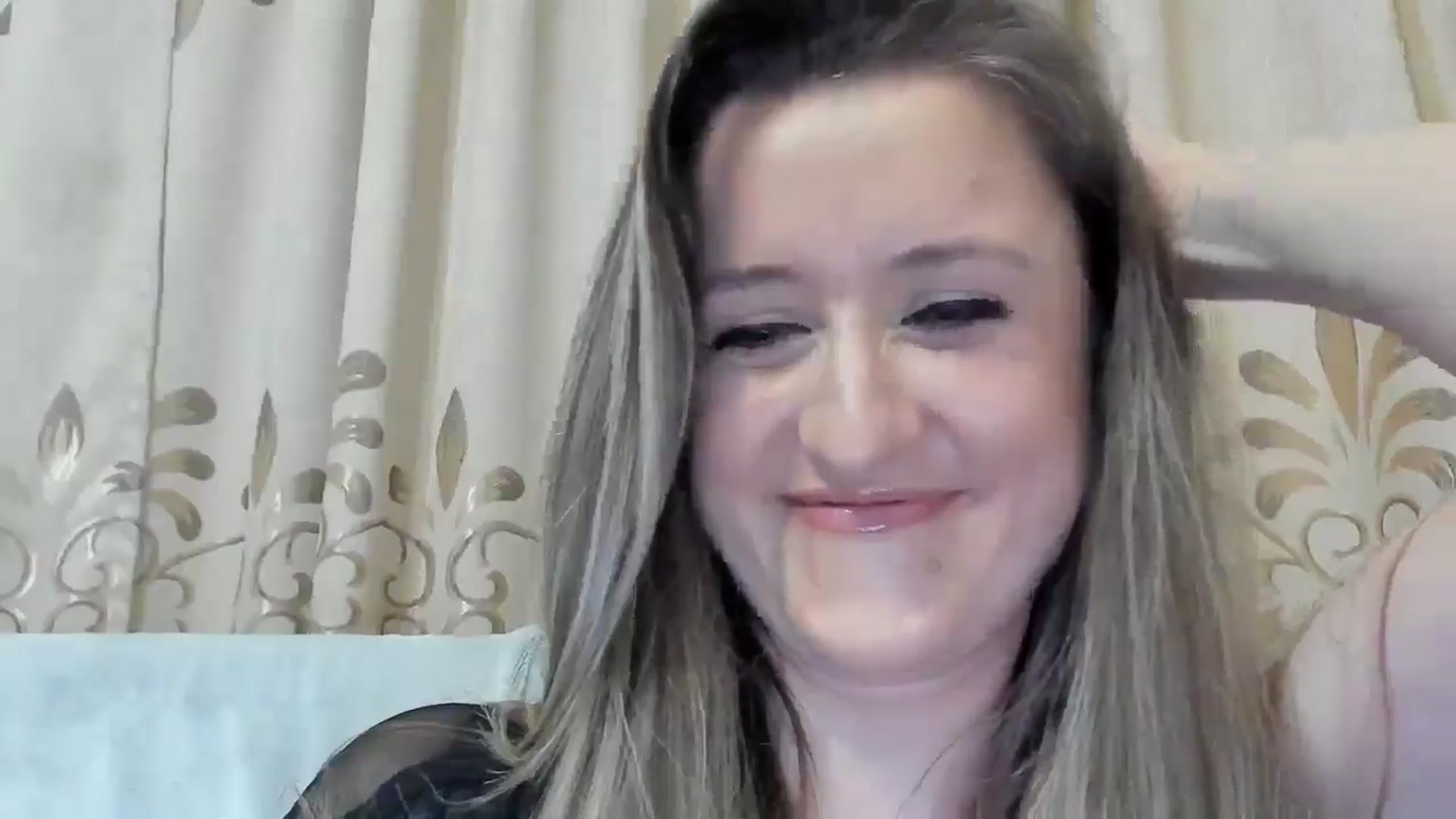 Gallery image thumbnail from BestDream's myfreecams stream on, 04/02/2025, 22:59 image 15 of 20